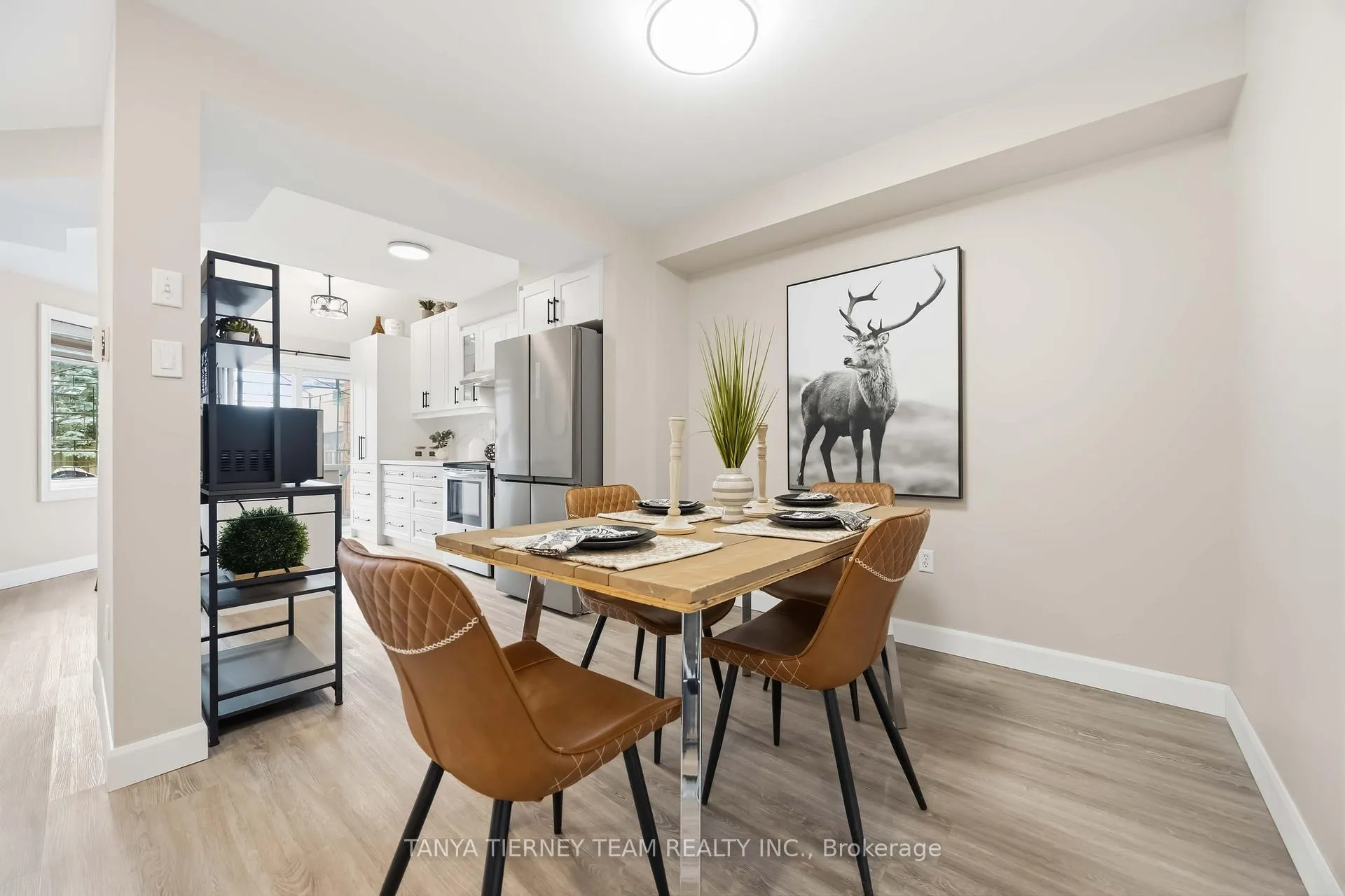 Photo 10 of 86 Zachary Place, Whitby, Brooklin — HOMEH