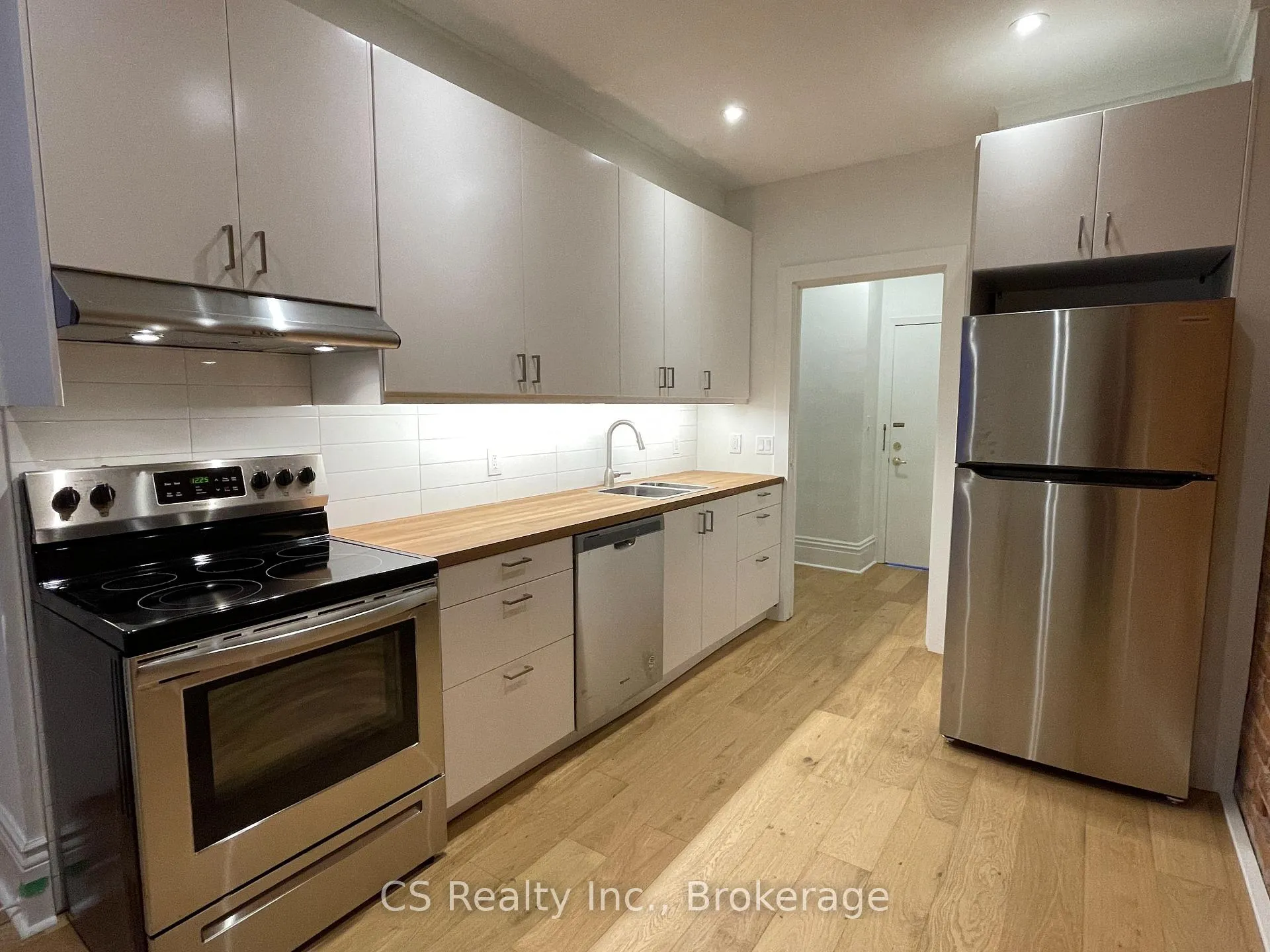Photo 6 of Unit 1, 2133 Gerrard Street E, Toronto, East End-Danforth — HOMEH