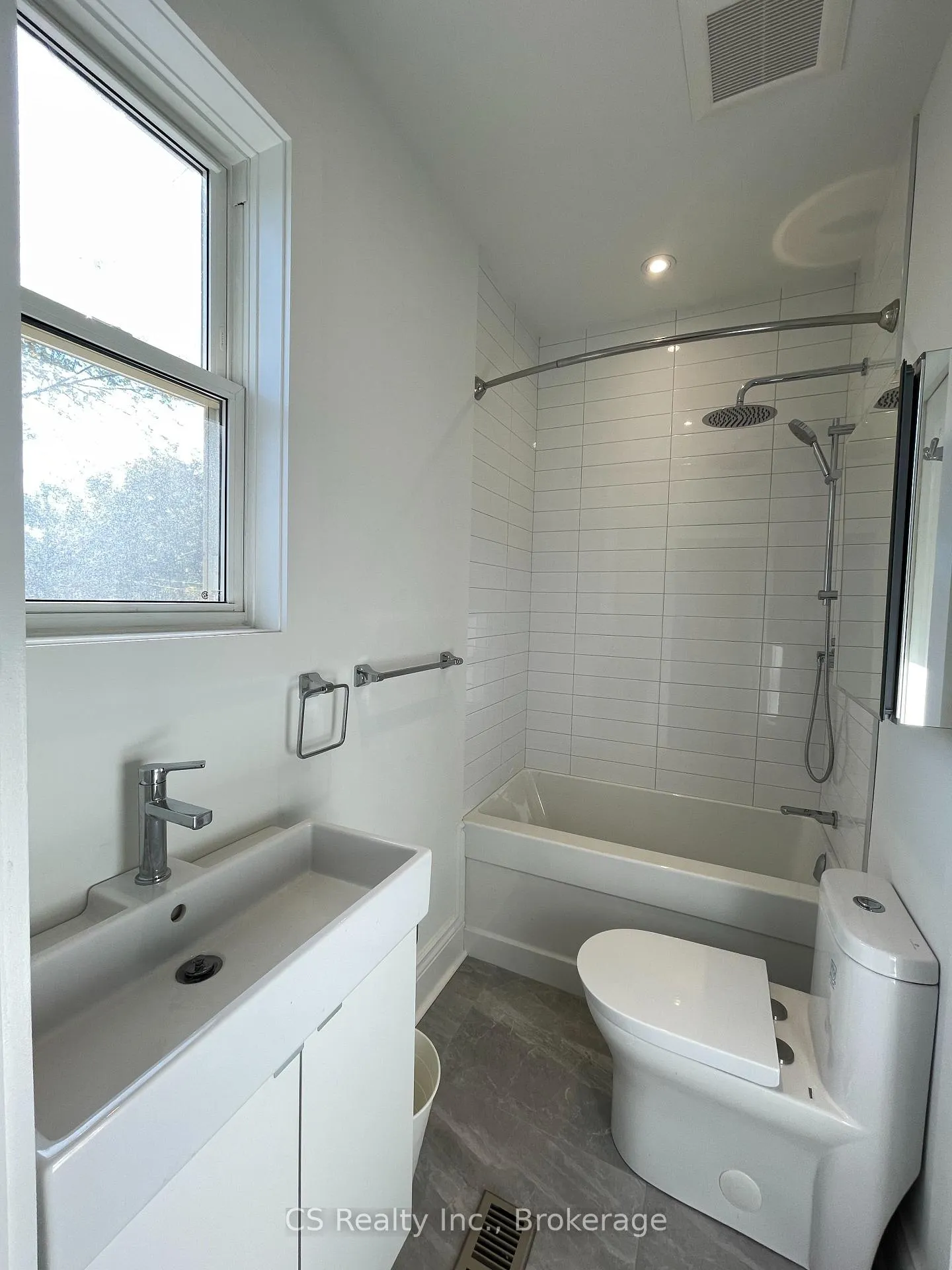 Photo 7 of Unit 1, 2133 Gerrard Street E, Toronto, East End-Danforth — HOMEH
