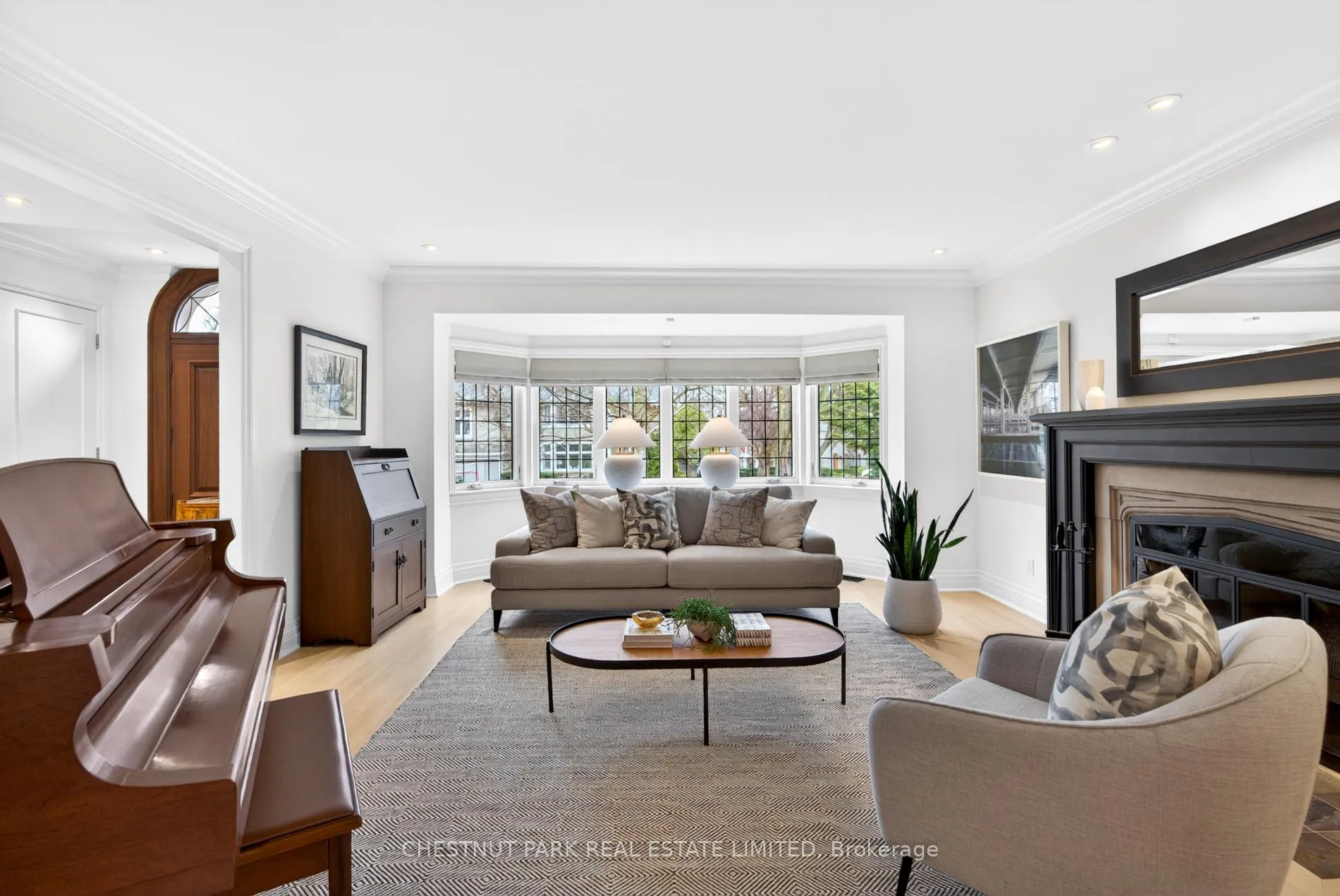Photo 6 of 10 Harper Avenue, Toronto, Rosedale-Moore Park — HOMEH