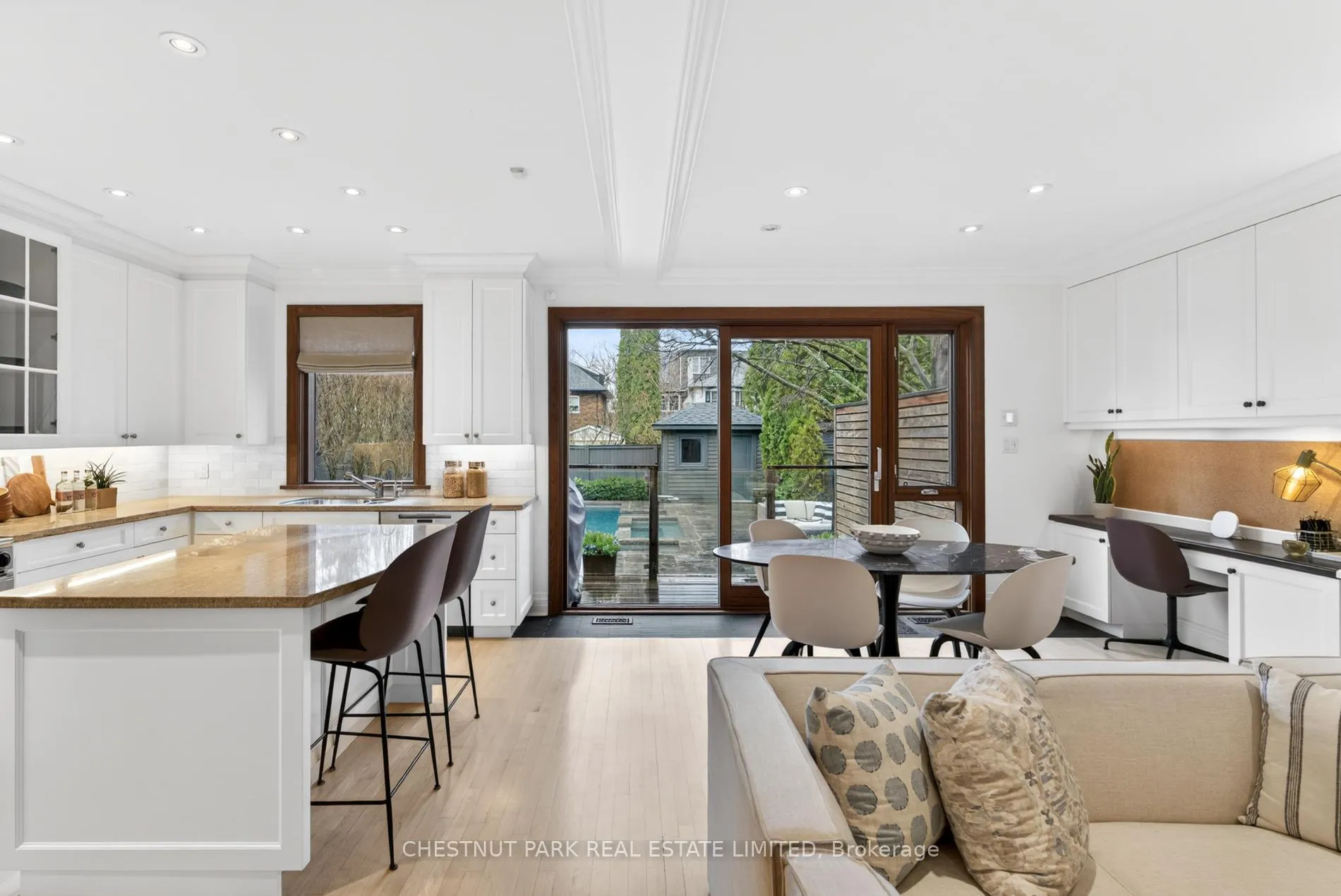 Photo 20 of 10 Harper Avenue, Toronto, Rosedale-Moore Park — HOMEH