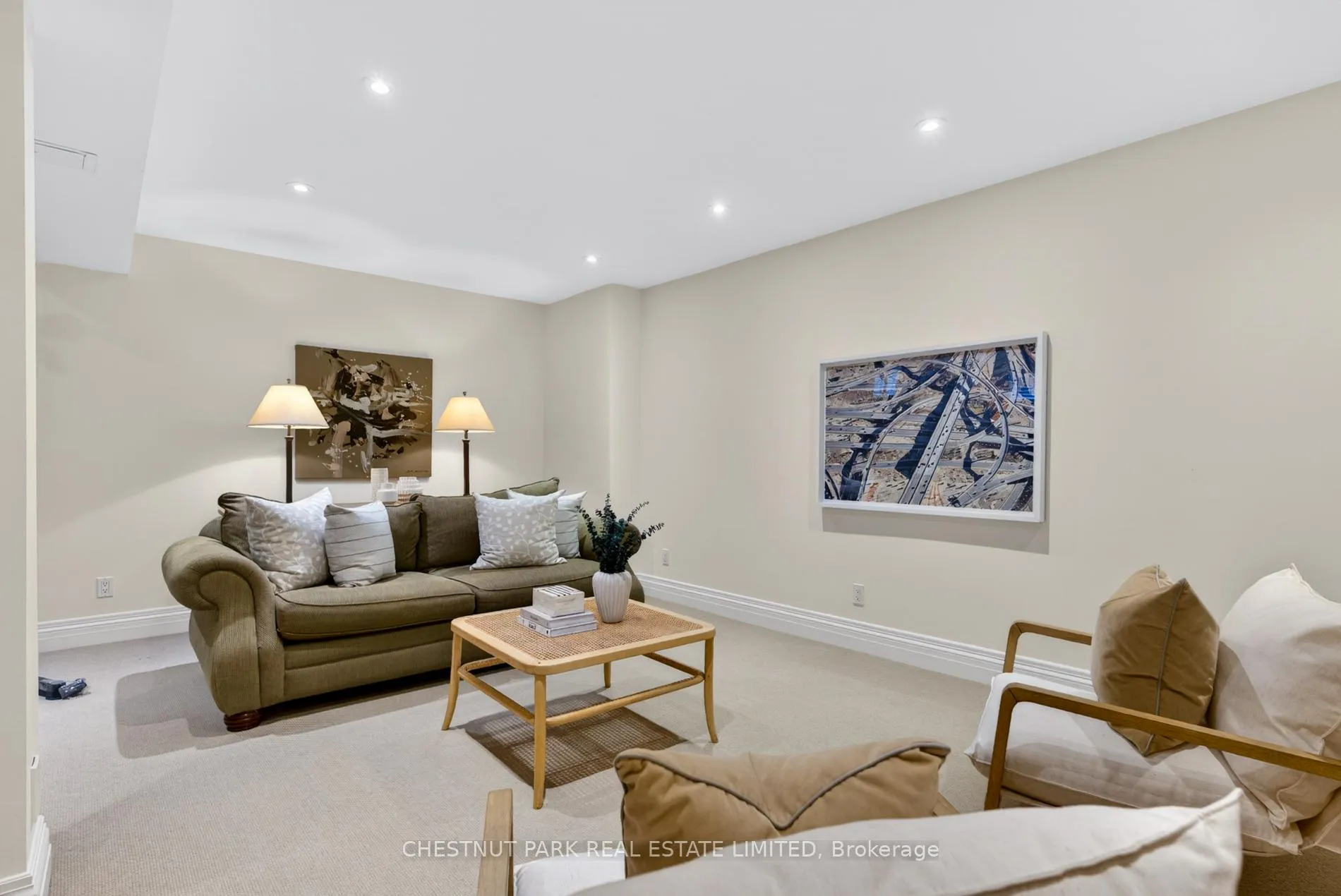Photo 41 of 10 Harper Avenue, Toronto, Rosedale-Moore Park — HOMEH