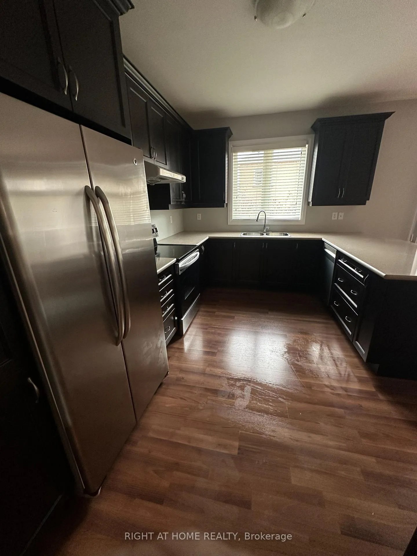 Photo 9 of 12 Ames Crescent, Aurora, Bayview Northeast — HOMEH