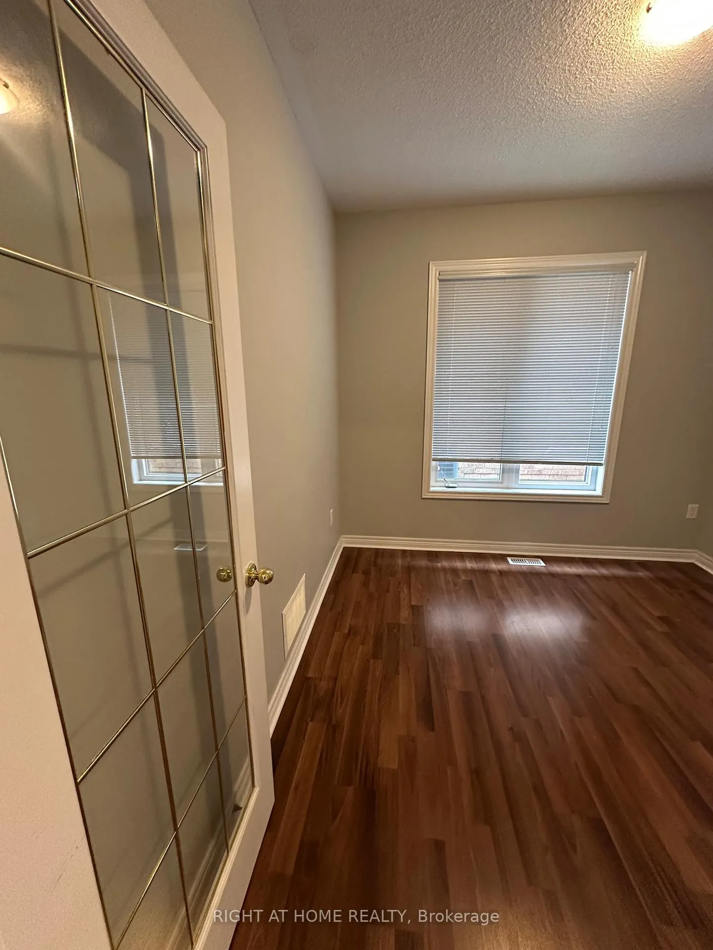 Photo 16 of 12 Ames Crescent, Aurora, Bayview Northeast — HOMEH
