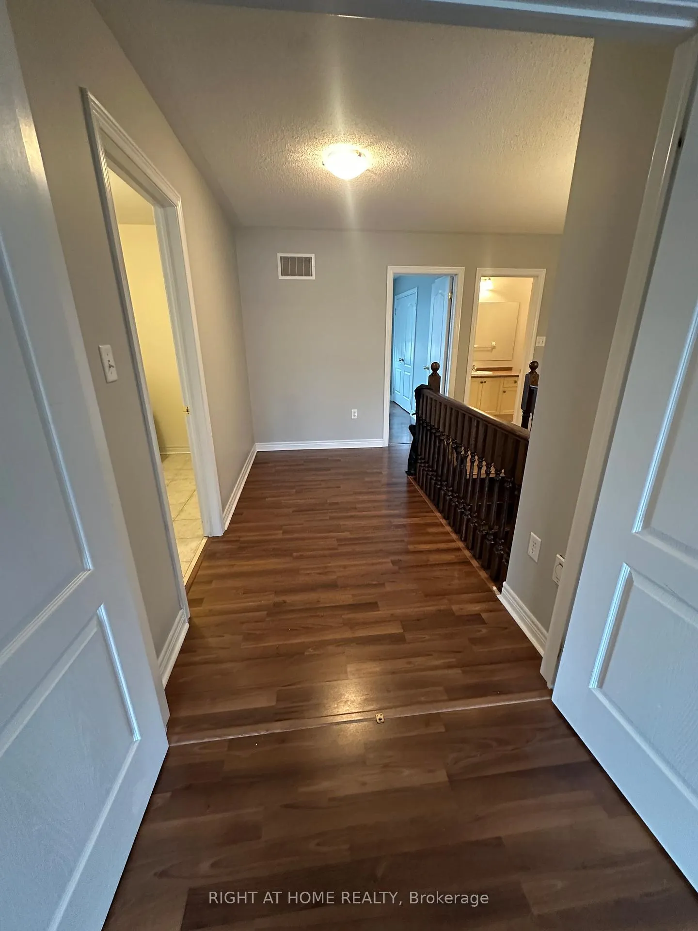 Photo 25 of 12 Ames Crescent, Aurora, Bayview Northeast — HOMEH