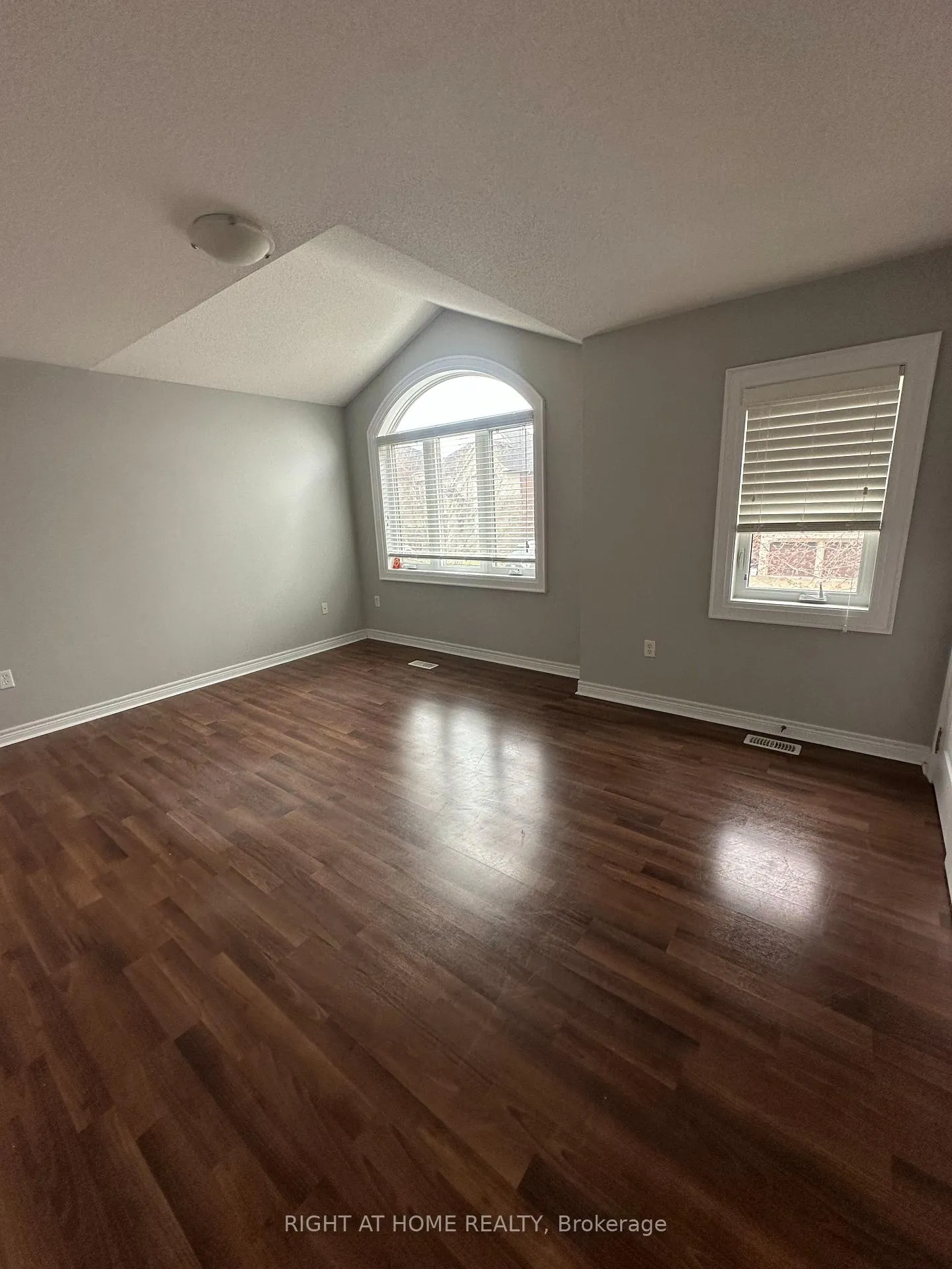 Photo 27 of 12 Ames Crescent, Aurora, Bayview Northeast — HOMEH