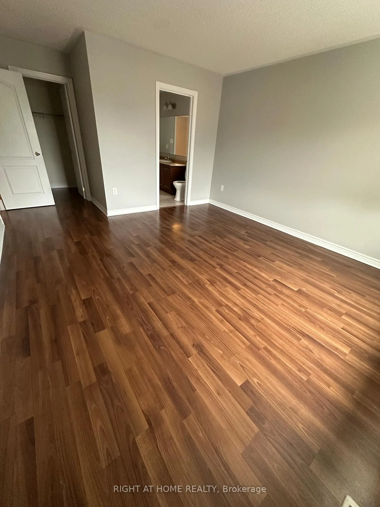 Photo 31 of 12 Ames Crescent, Aurora, Bayview Northeast — HOMEH