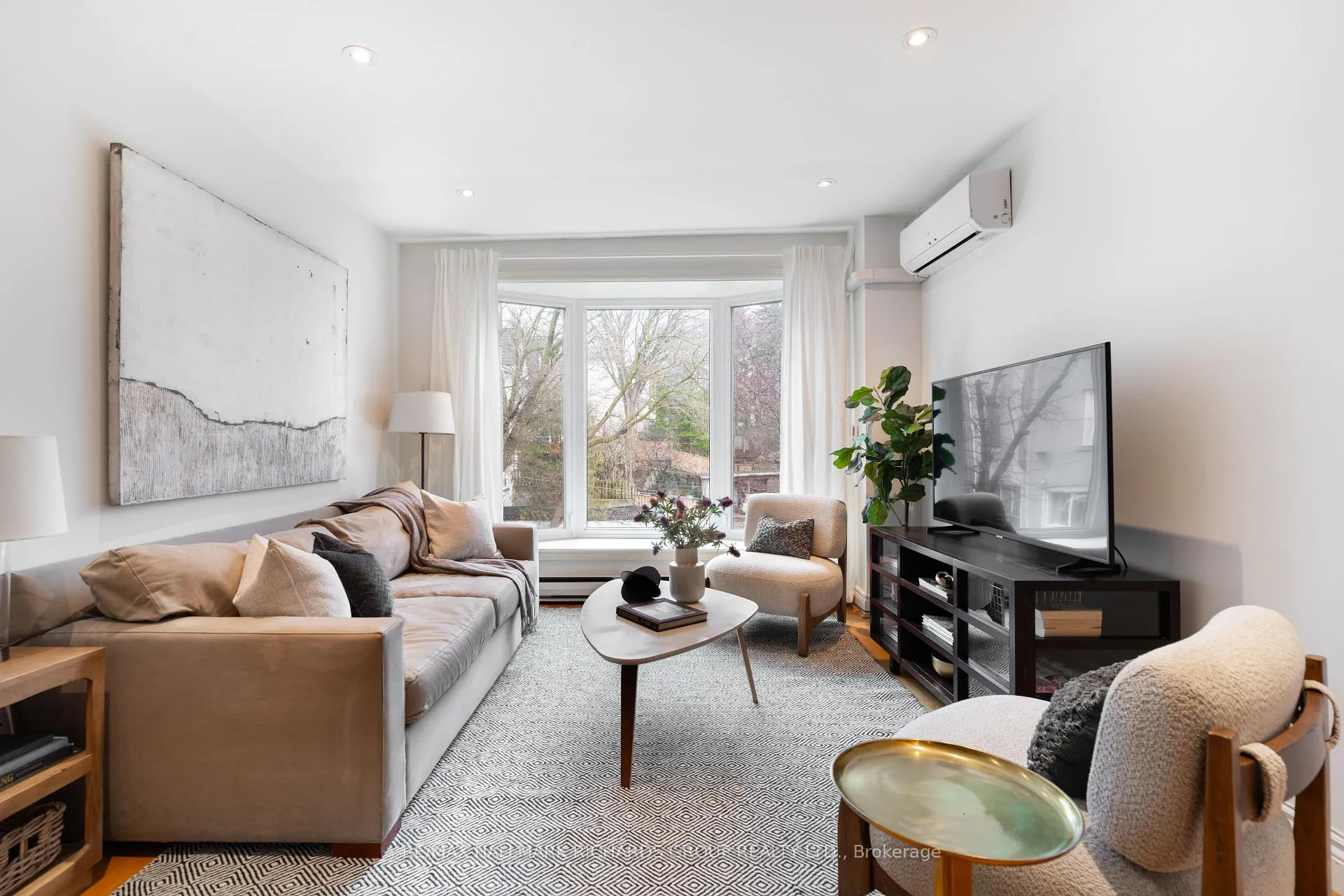 Photo 8 of 87 Norway Avenue, Toronto, The Beaches — HOMEH