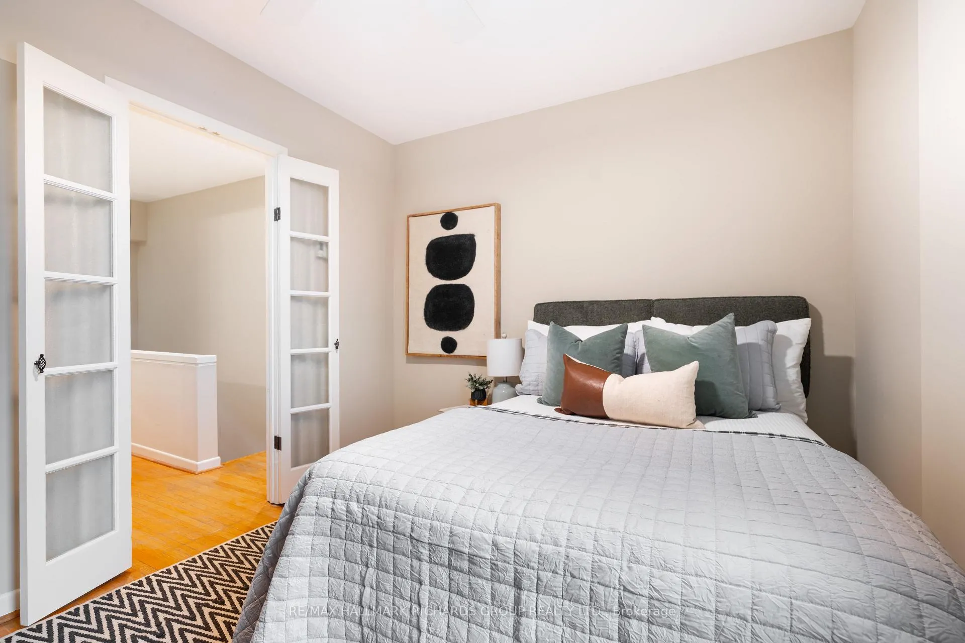 Photo 13 of 87 Norway Avenue, Toronto, The Beaches — HOMEH