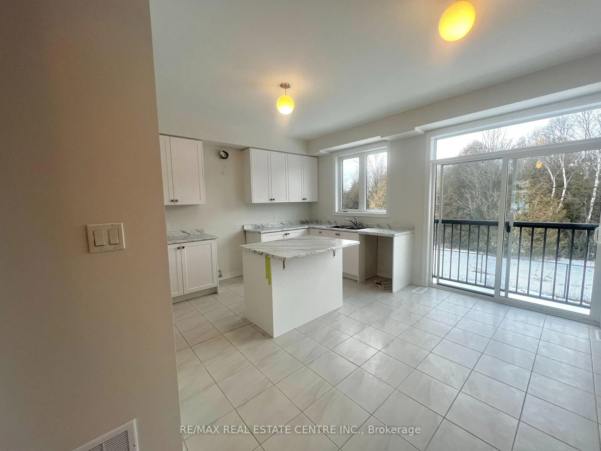 Photo 11 of 230 Chippewa Street, Shelburne — HOMEH
