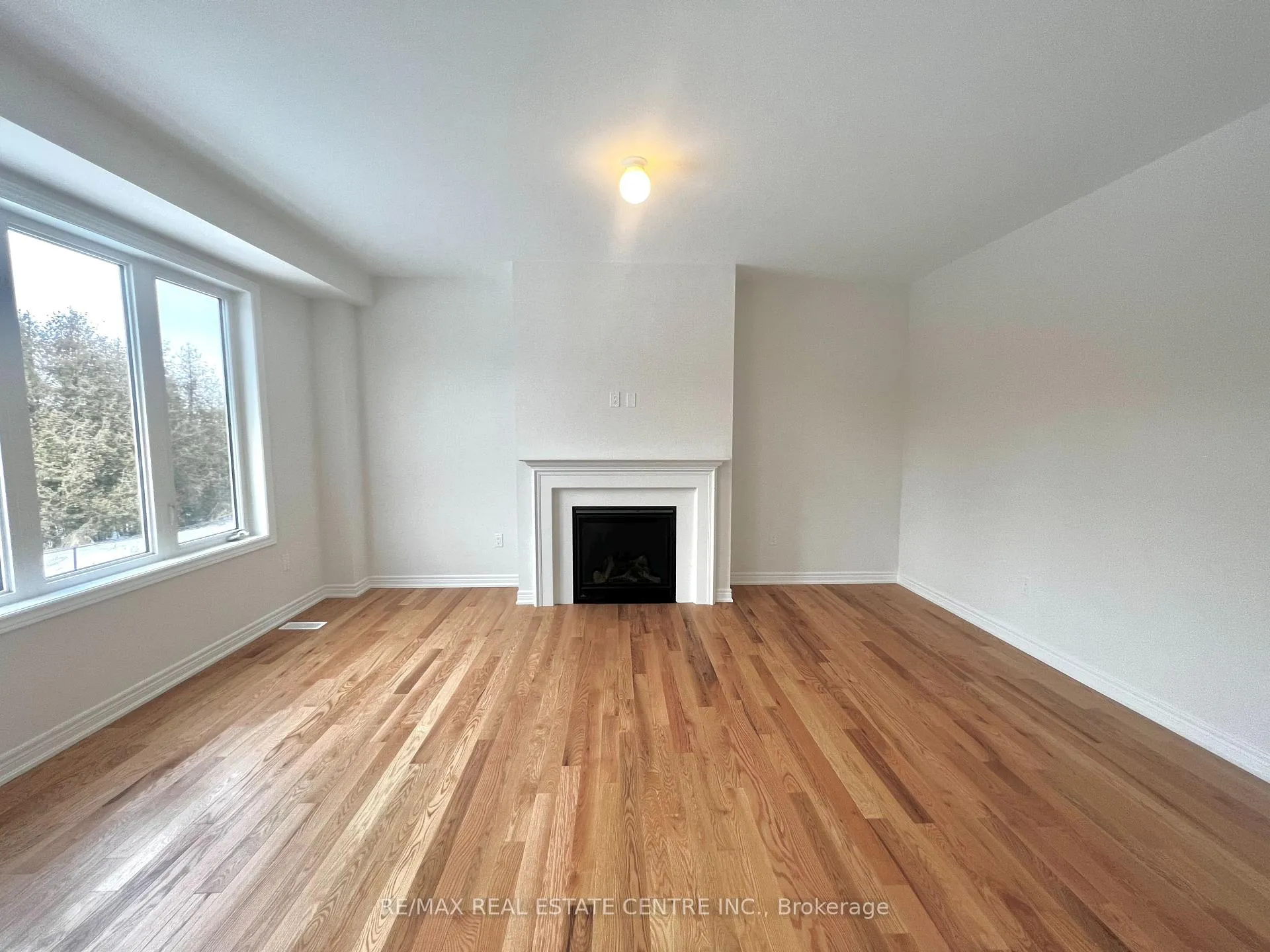 Photo 16 of 230 Chippewa Street, Shelburne — HOMEH