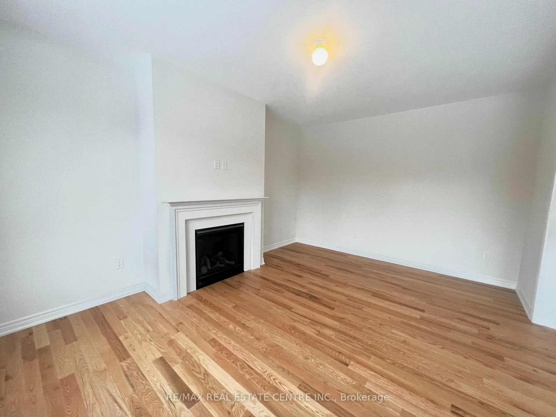 Photo 17 of 230 Chippewa Street, Shelburne — HOMEH