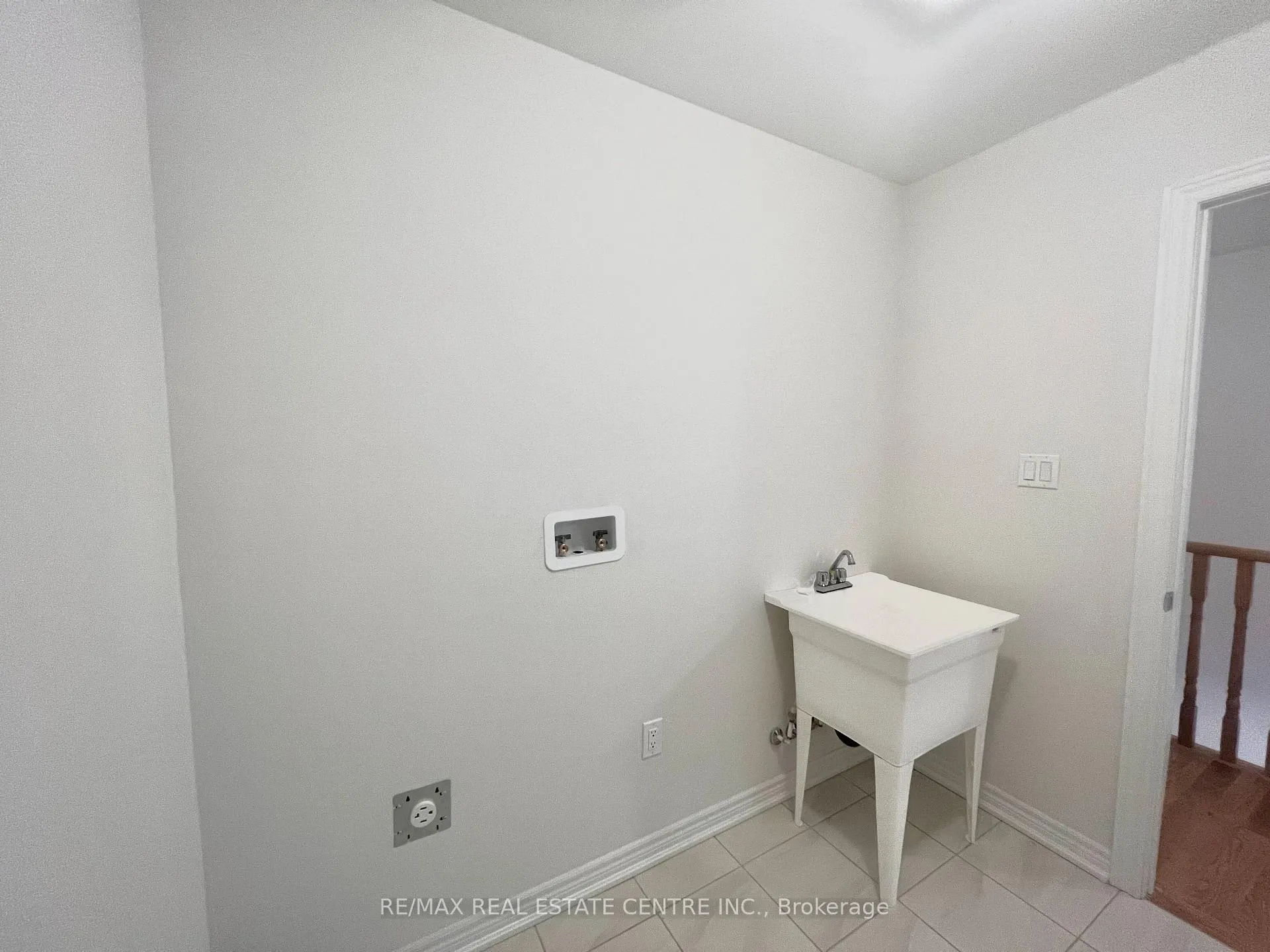 Photo 22 of 230 Chippewa Street, Shelburne — HOMEH