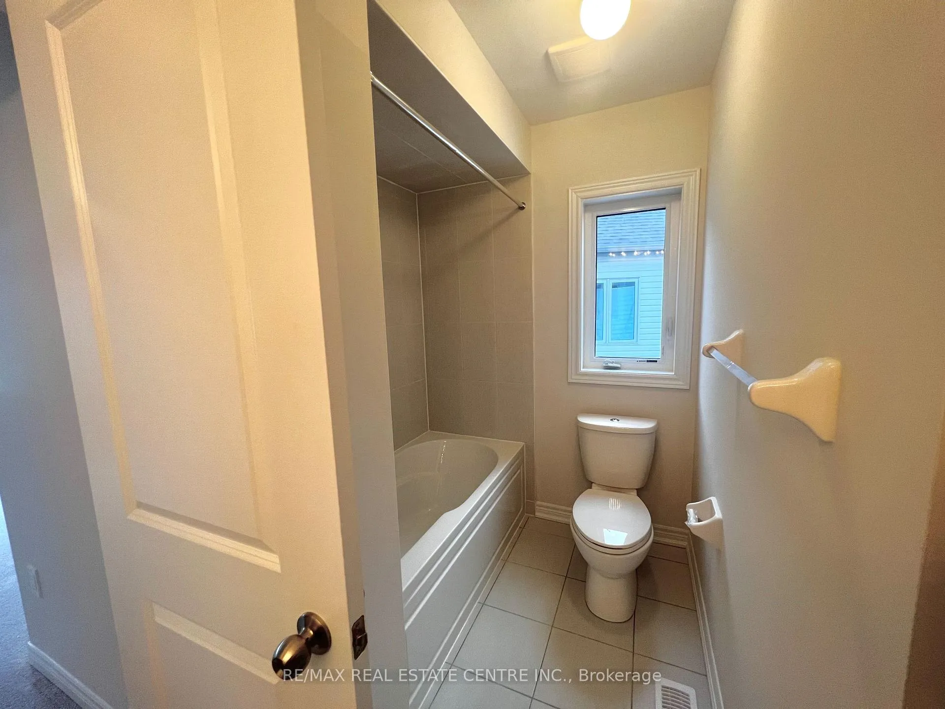 Photo 36 of 230 Chippewa Street, Shelburne — HOMEH