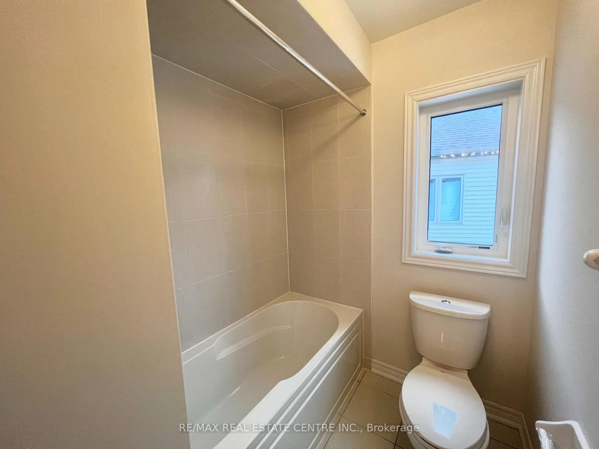 Photo 37 of 230 Chippewa Street, Shelburne — HOMEH