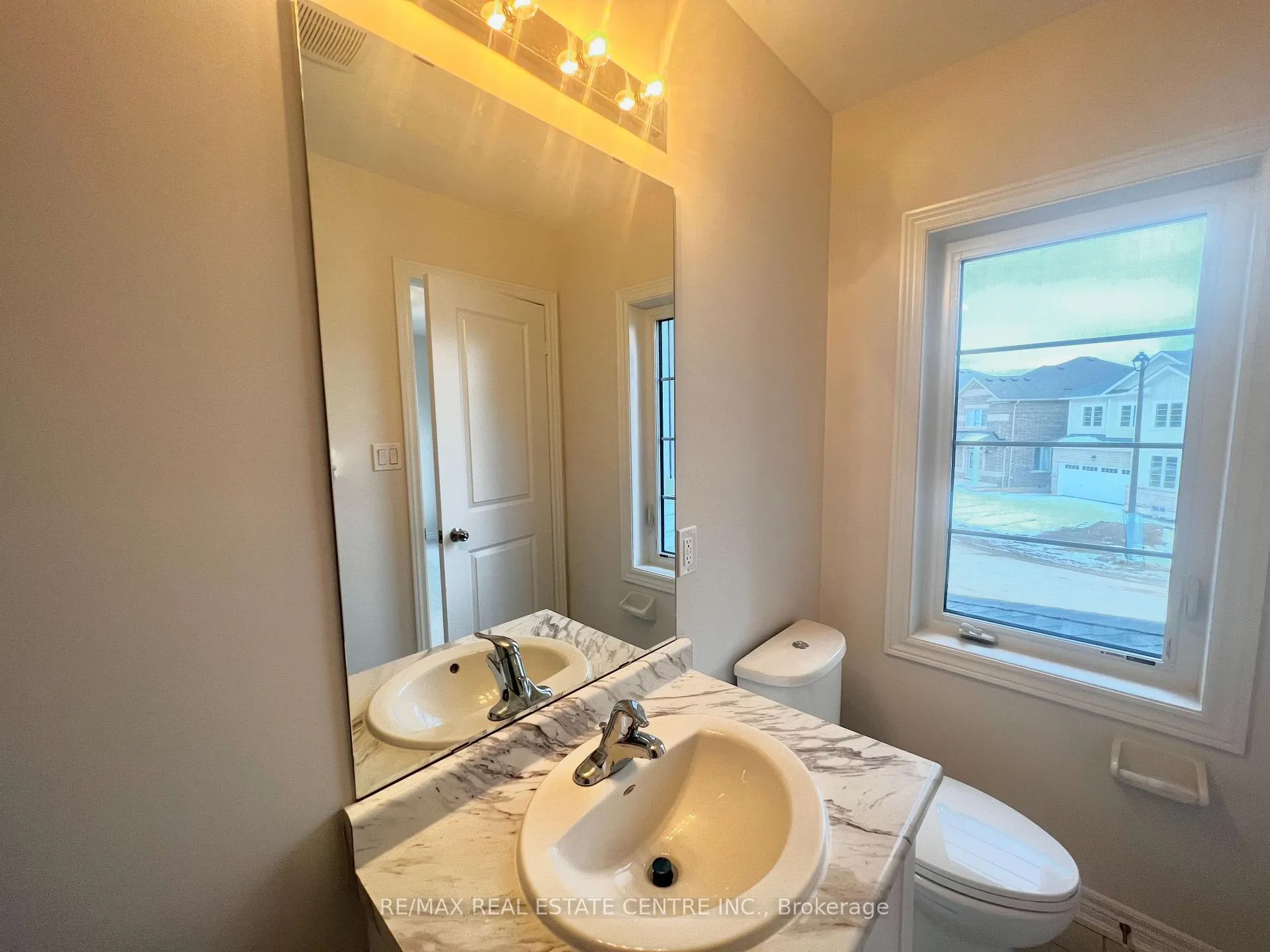 Photo 45 of 230 Chippewa Street, Shelburne — HOMEH