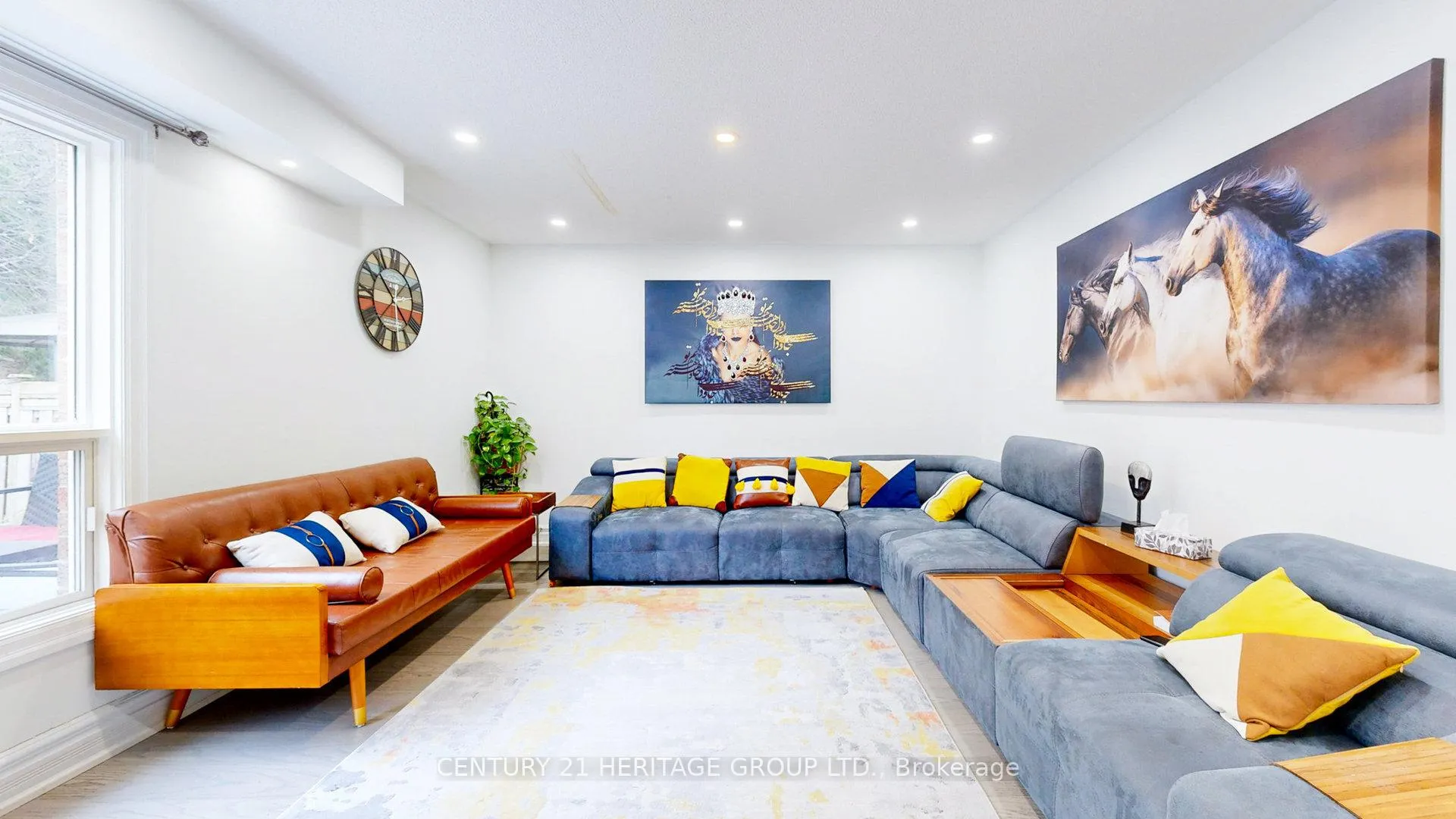 Photo 17 of 160 Carlyle Crescent, Aurora, Aurora Highlands — HOMEH