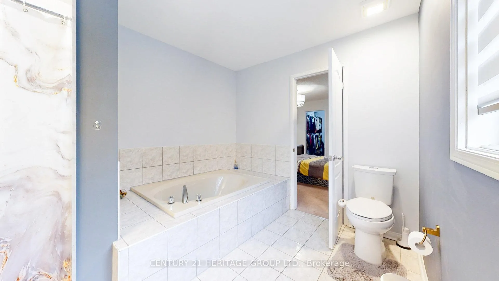 Photo 27 of 160 Carlyle Crescent, Aurora, Aurora Highlands — HOMEH