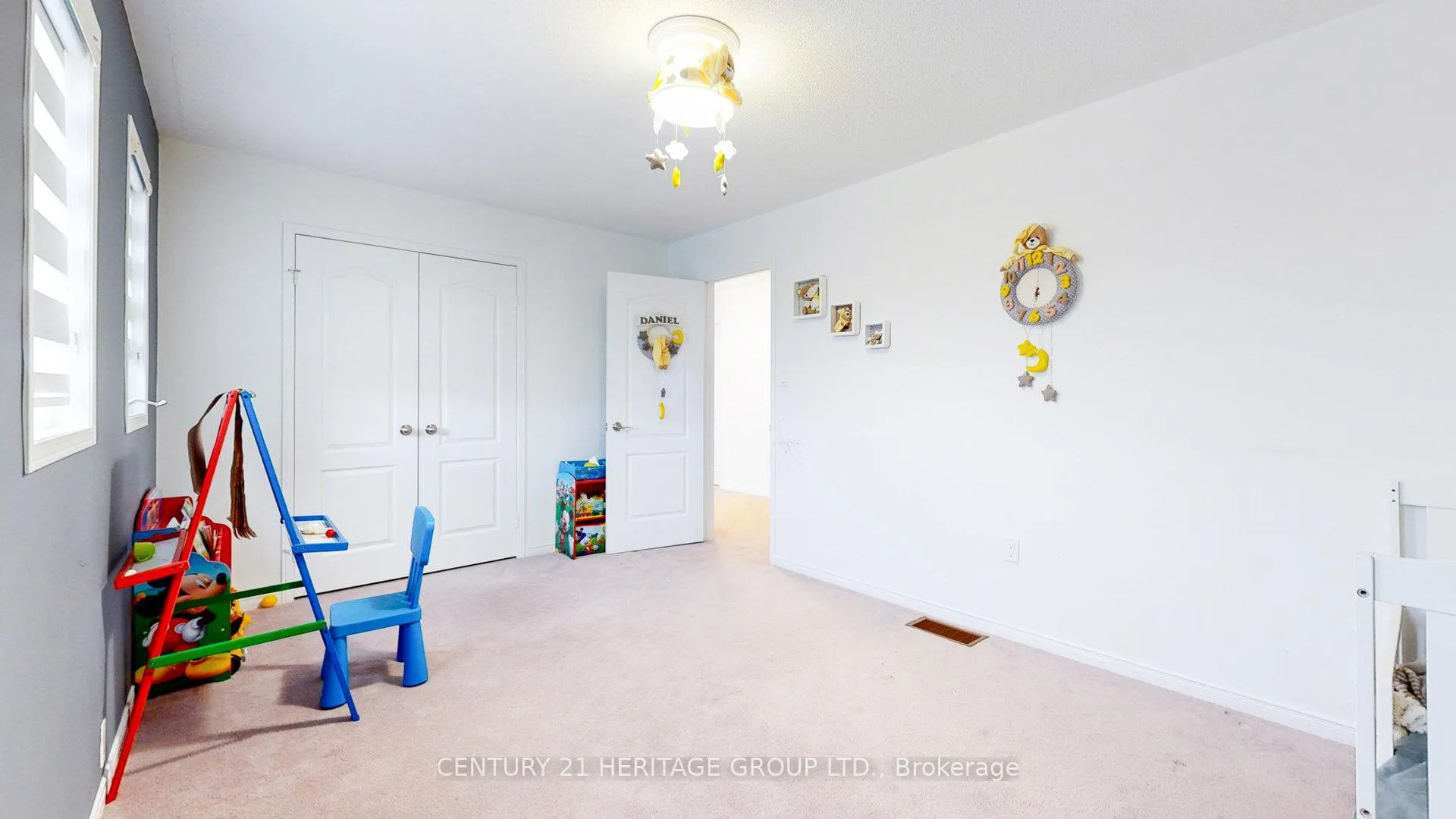 Photo 30 of 160 Carlyle Crescent, Aurora, Aurora Highlands — HOMEH