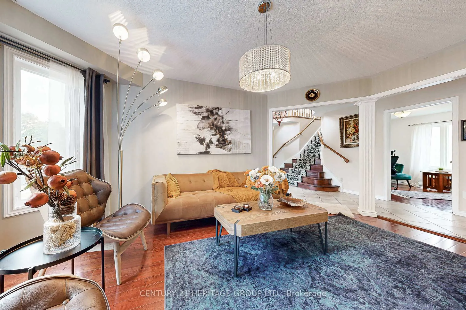 Photo 8 of 98 Charing Crescent, Aurora, Aurora Highlands — HOMEH