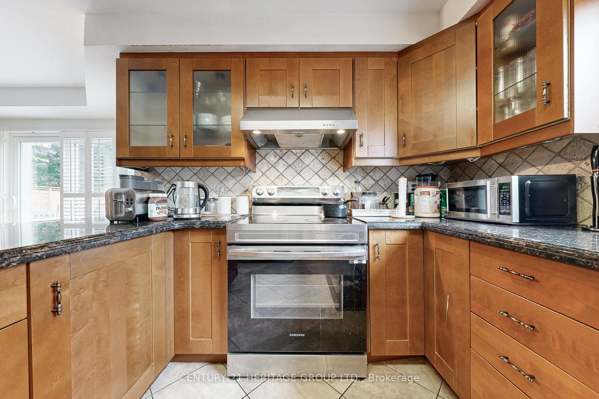 Photo 12 of 98 Charing Crescent, Aurora, Aurora Highlands — HOMEH
