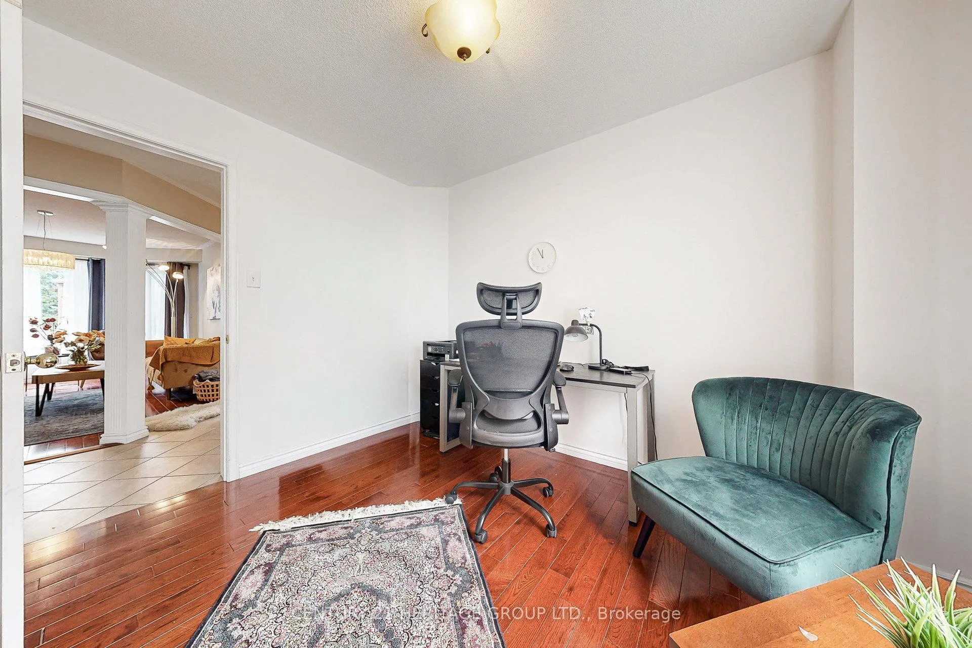 Photo 22 of 98 Charing Crescent, Aurora, Aurora Highlands — HOMEH