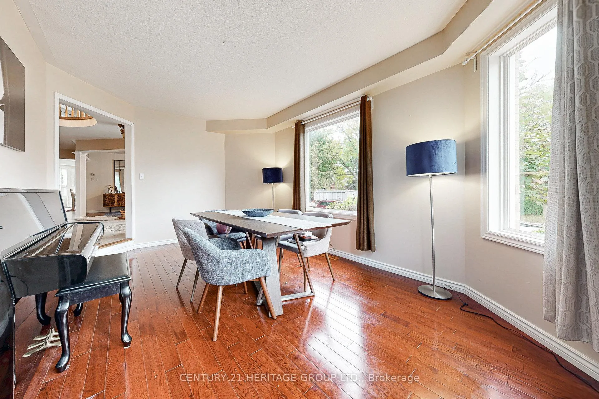 Photo 25 of 98 Charing Crescent, Aurora, Aurora Highlands — HOMEH