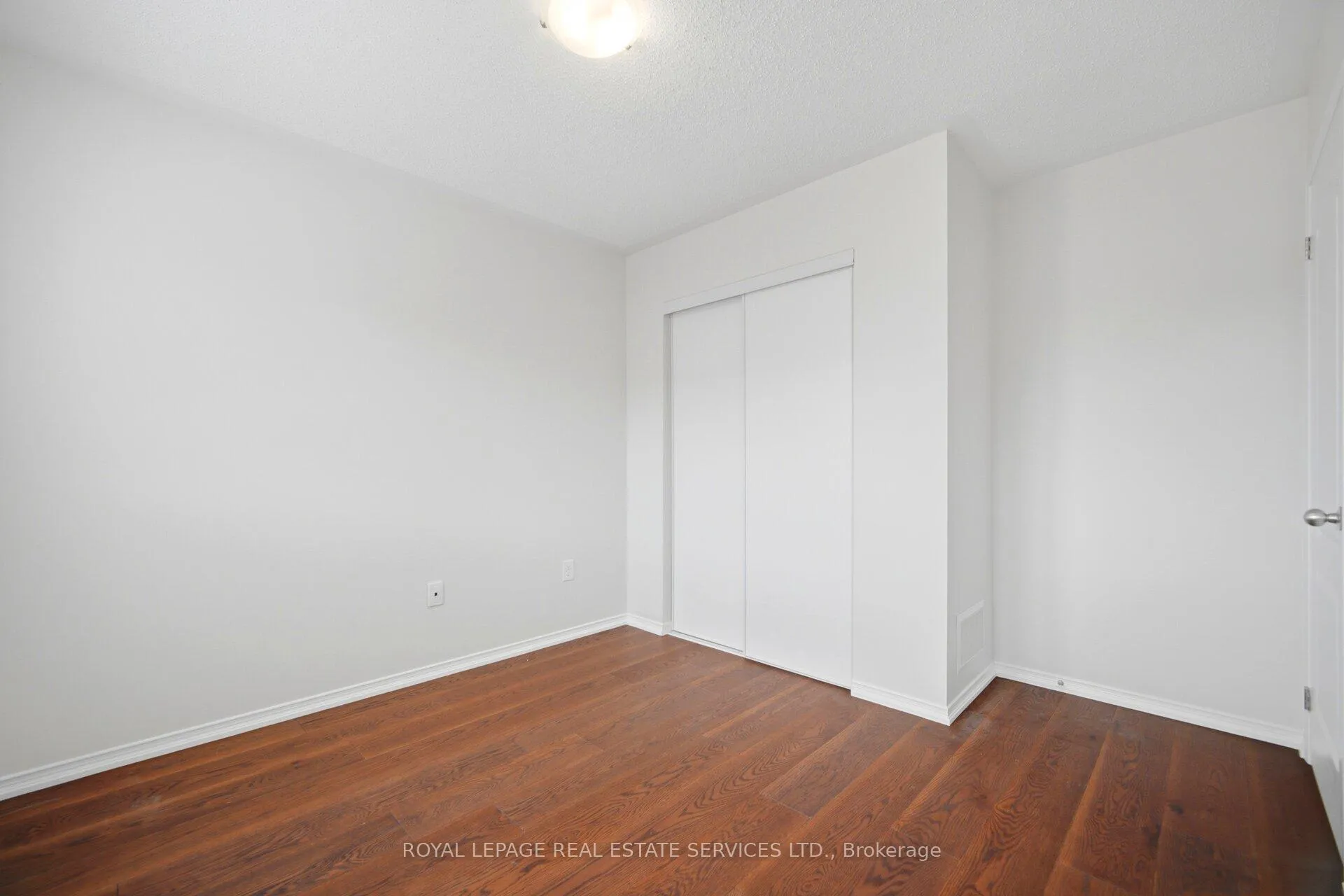 Photo 36 of Unit 4, 745 Farmstead Drive, Milton, Willmott — HOMEH