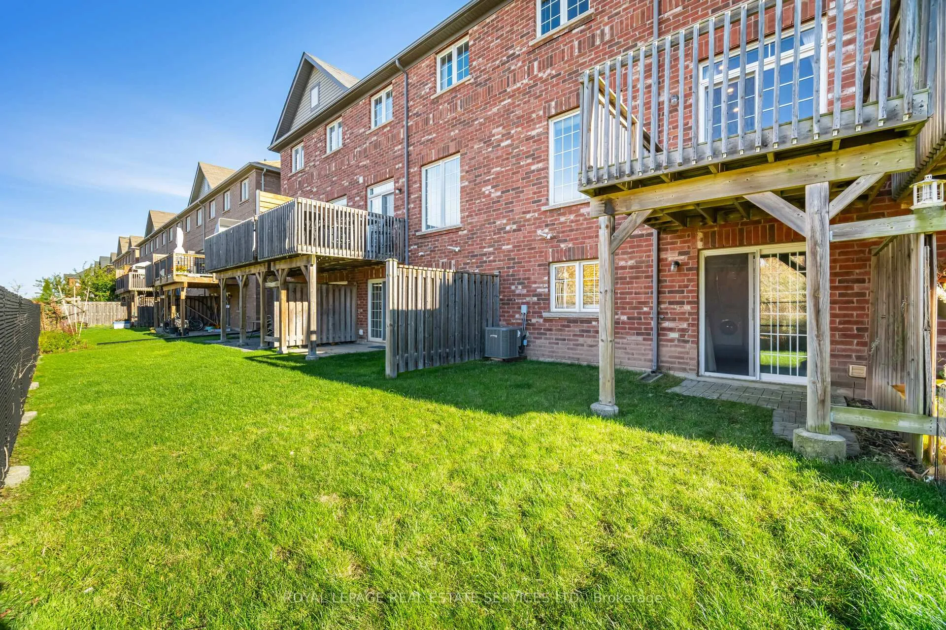 Photo 48 of Unit 4, 745 Farmstead Drive, Milton, Willmott — HOMEH