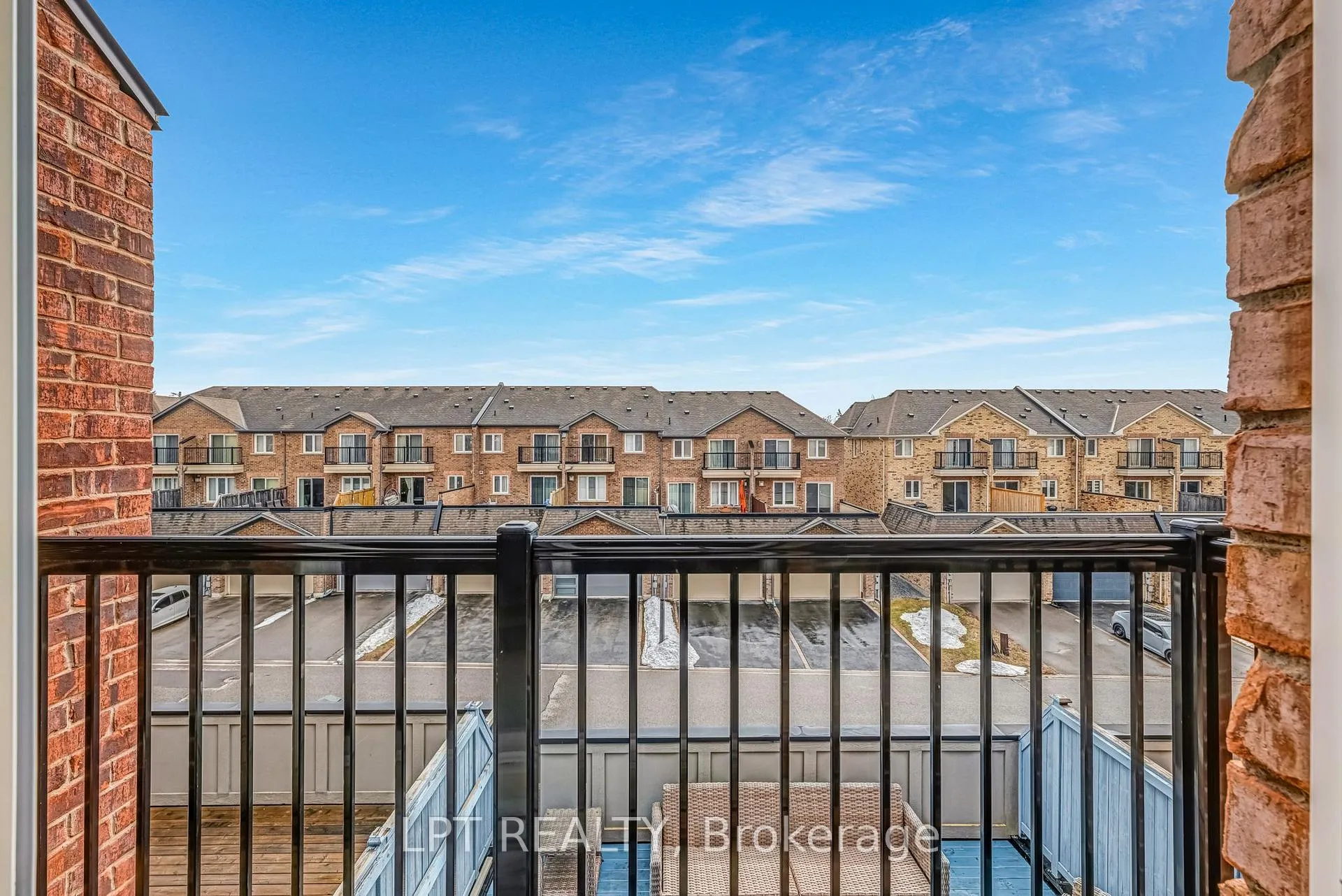 Photo 37 of 19 Earnshaw Drive, Markham, Victoria Square — HOMEH
