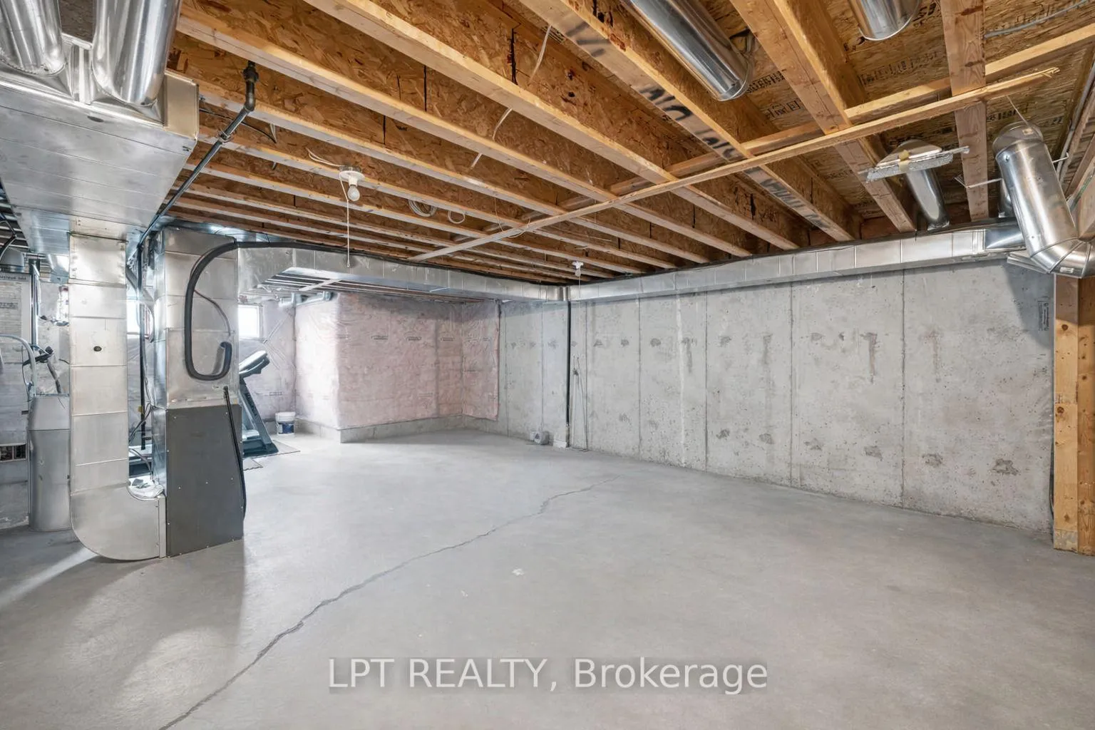 Photo 44 of 19 Earnshaw Drive, Markham, Victoria Square — HOMEH