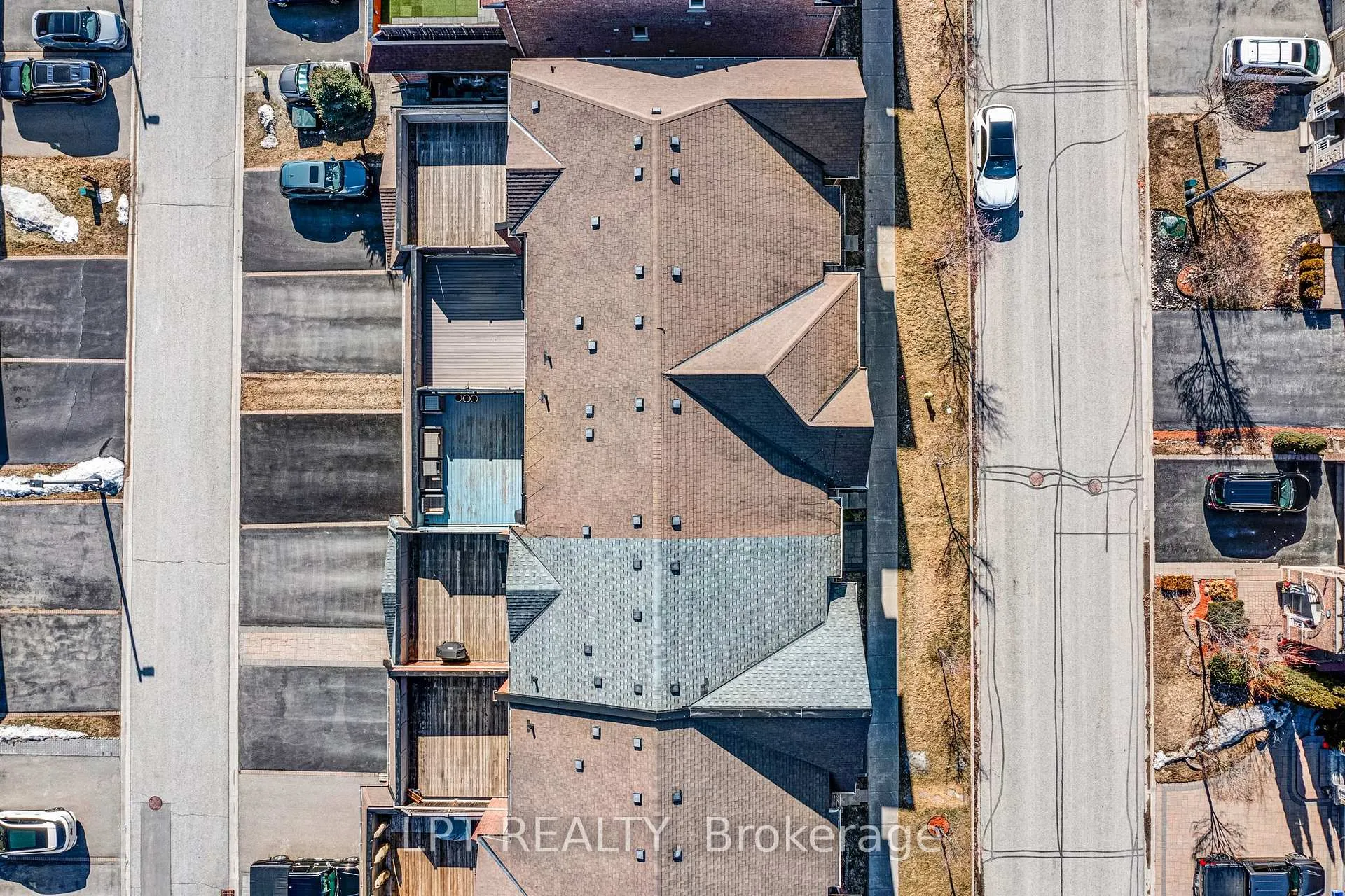 Photo 45 of 19 Earnshaw Drive, Markham, Victoria Square — HOMEH