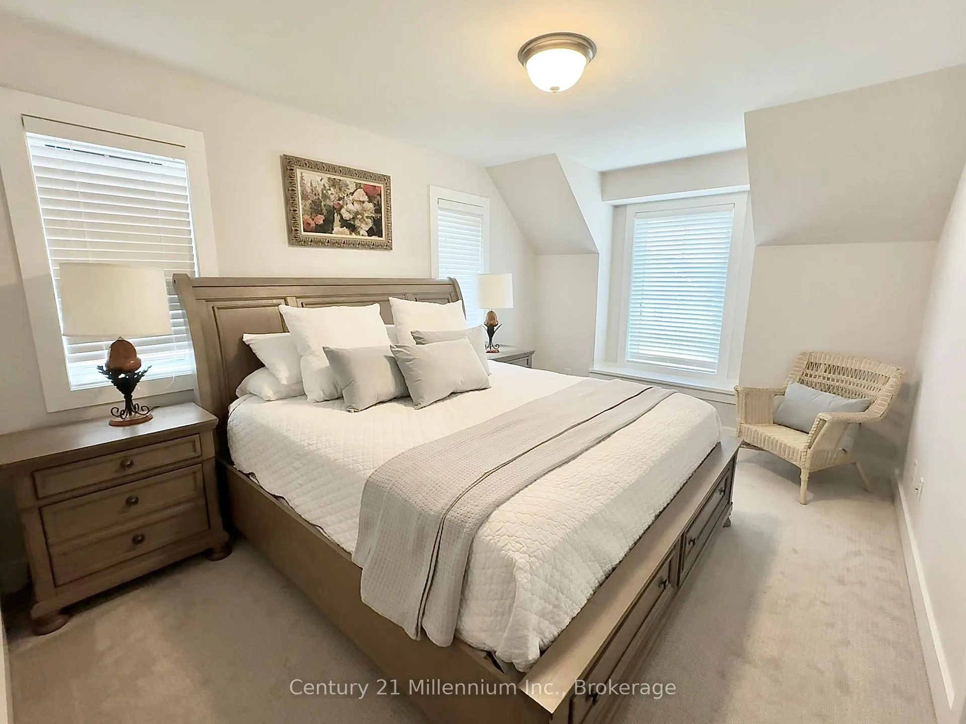 Photo 19 of 142 Red Pine Street, Blue Mountains — HOMEH