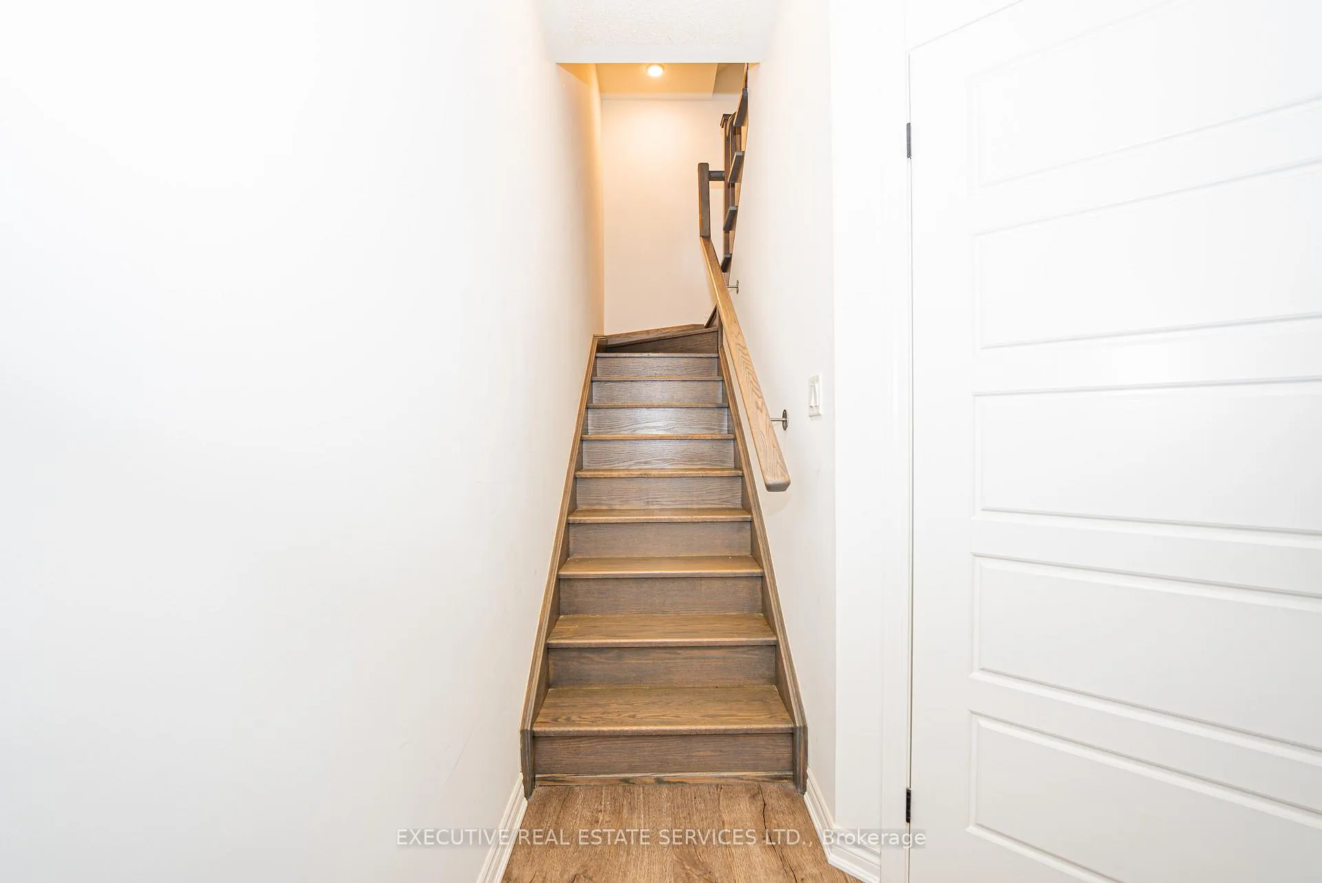 Photo 10 of 72 Melmar Street, Brampton, Northwest Sandalwood Parkway — HOMEH