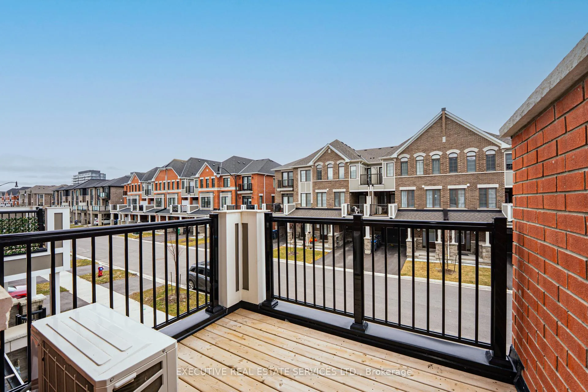 Photo 21 of 72 Melmar Street, Brampton, Northwest Sandalwood Parkway — HOMEH