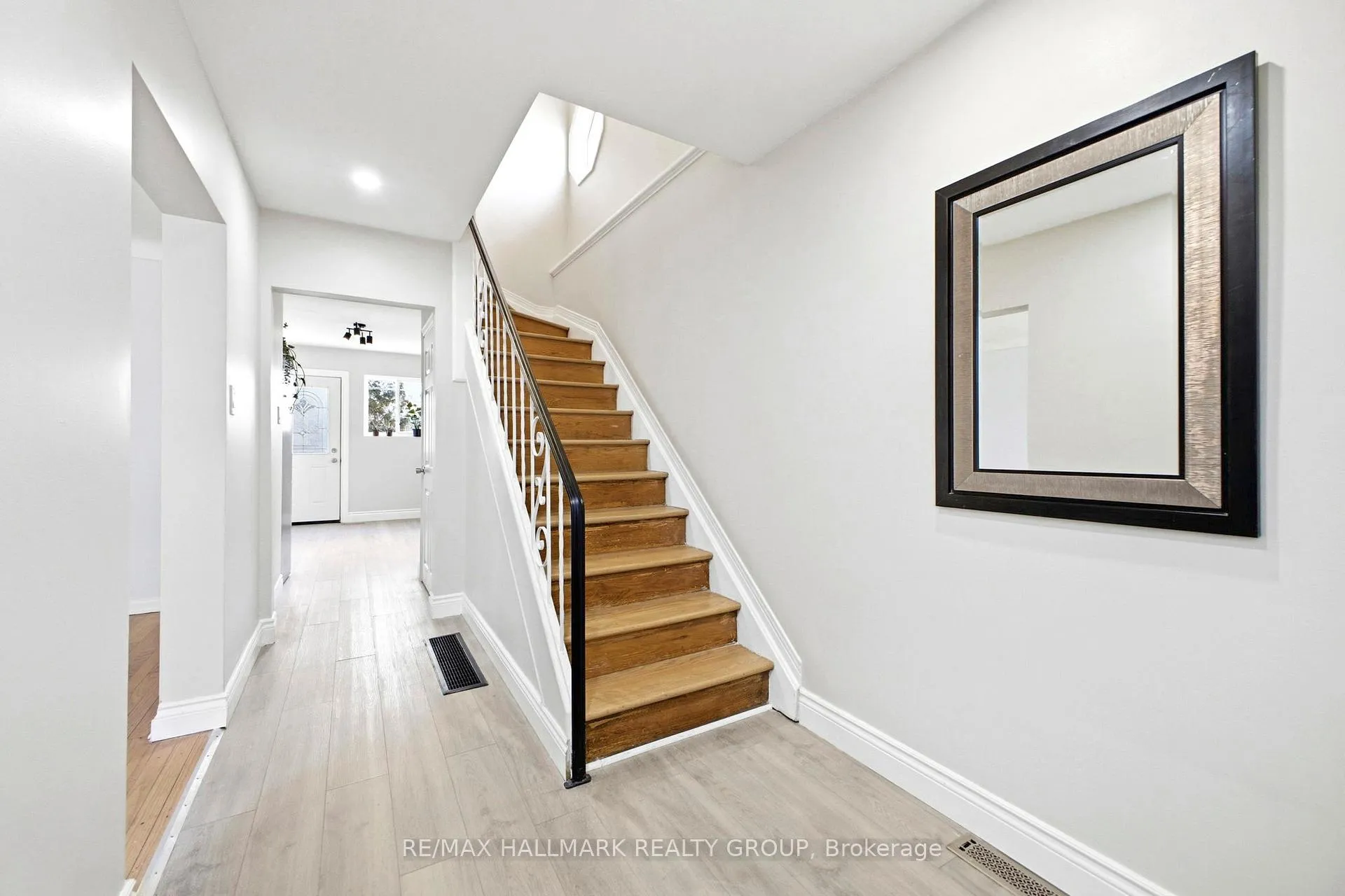 Photo 5 of 1763 Baseline Road, Ottawa, Bel Air Heights — HOMEH