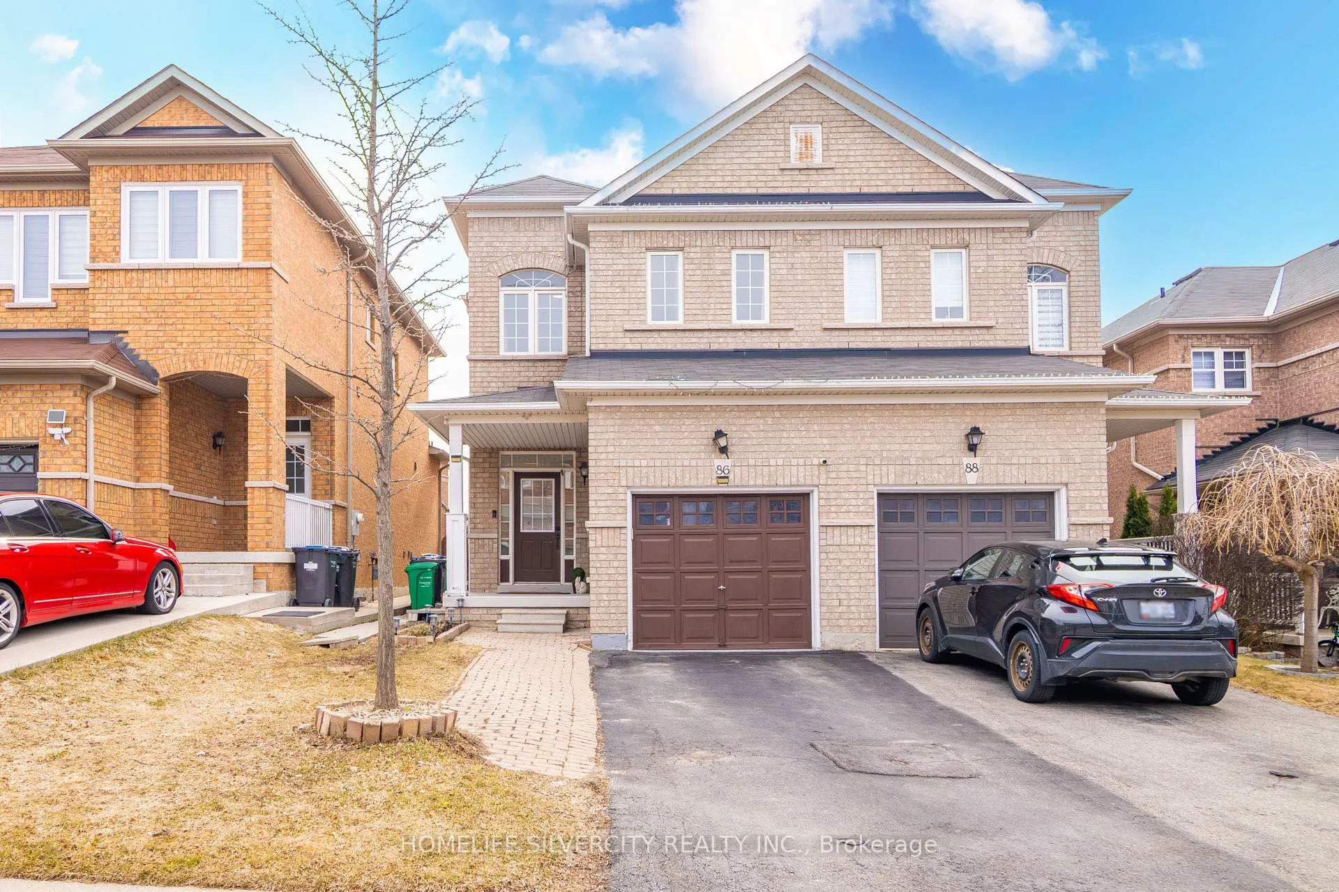 Front of 86 Silent Pond Crescent