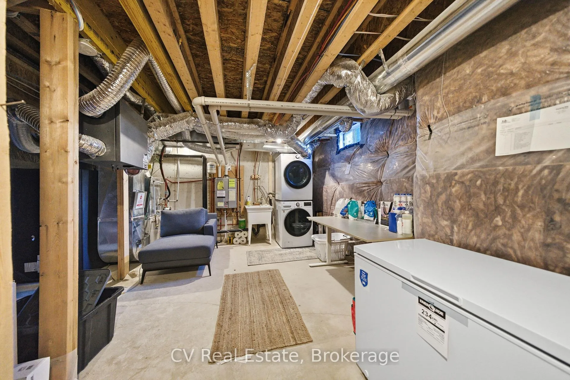 Photo 30 of 40 De La Roche Drive, Vaughan, Vellore Village — HOMEH