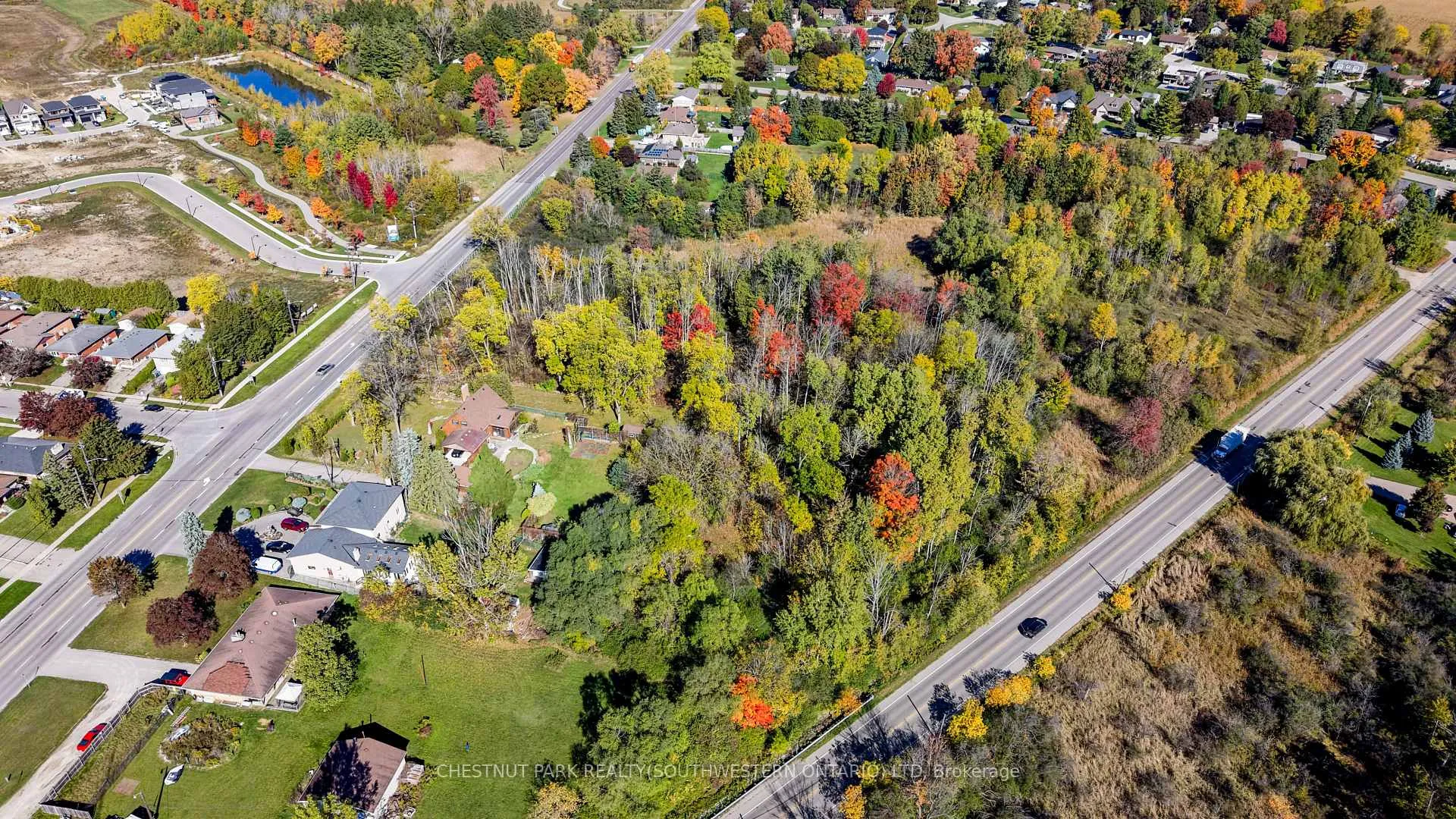 Photo 3 of 705 Eramosa Road, Guelph, St. George's — HOMEH