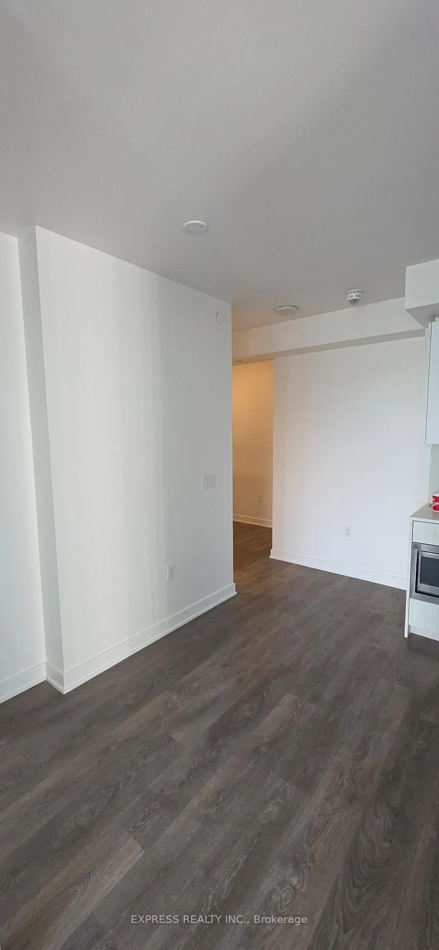 Front of Unit 2212, 195 Redpath Avenue