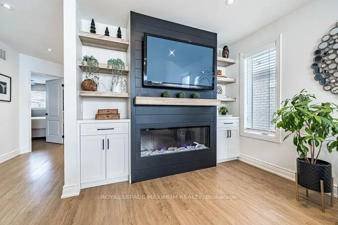 Photo 3 of 57 Royalton Drive, Caledon, Bolton East — HOMEH