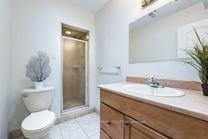 Photo 14 of 57 Royalton Drive, Caledon, Bolton East — HOMEH