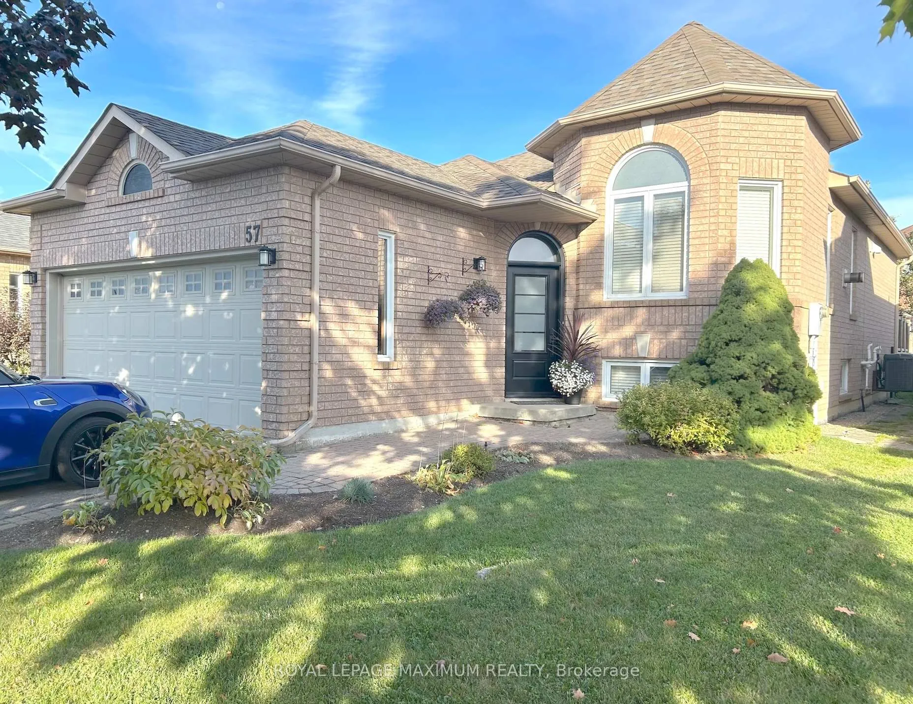 Photo 20 of 57 Royalton Drive, Caledon, Bolton East — HOMEH