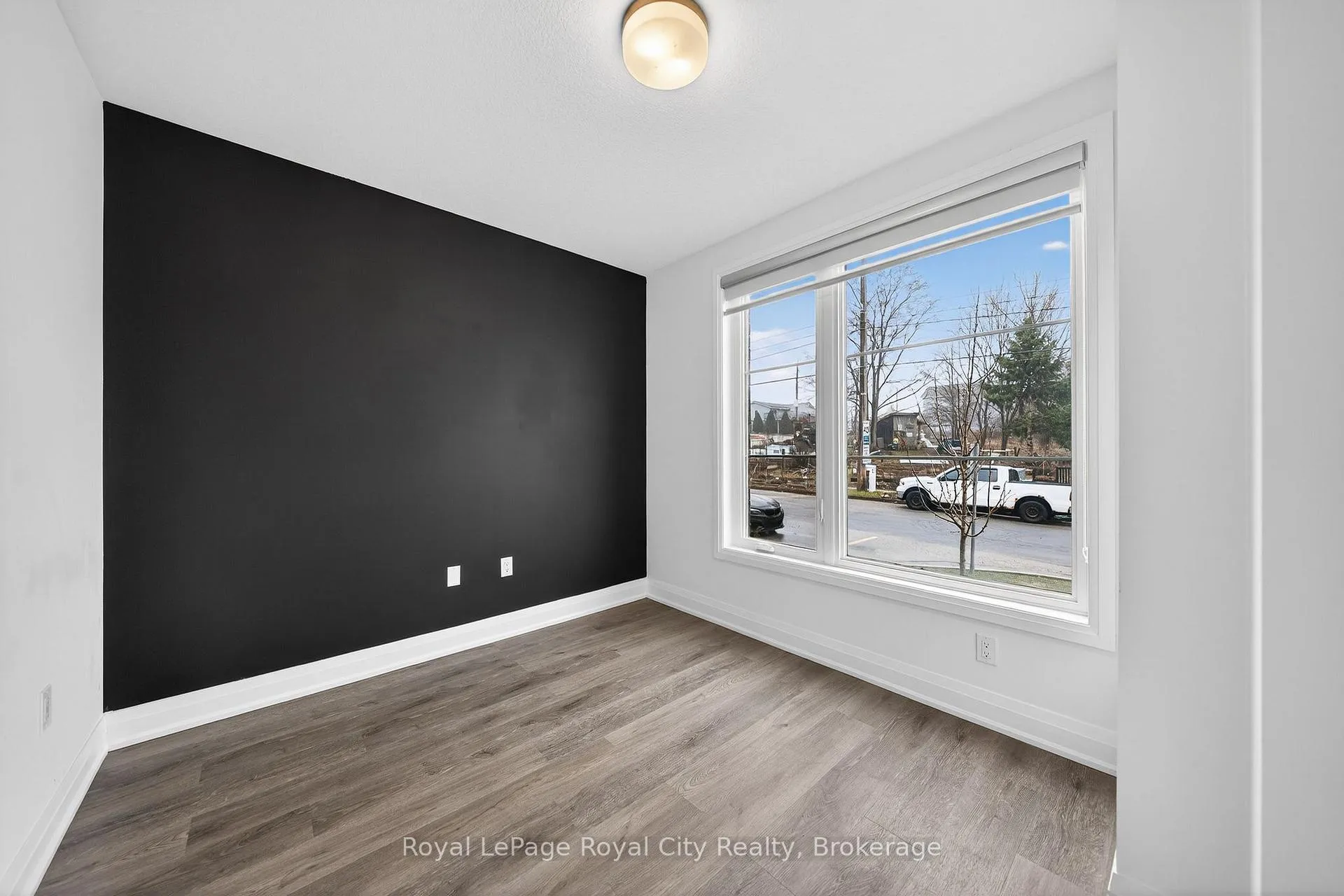Photo 6 of Unit 1, 150 Huron Street, Guelph, St. Patrick's Ward — HOMEH