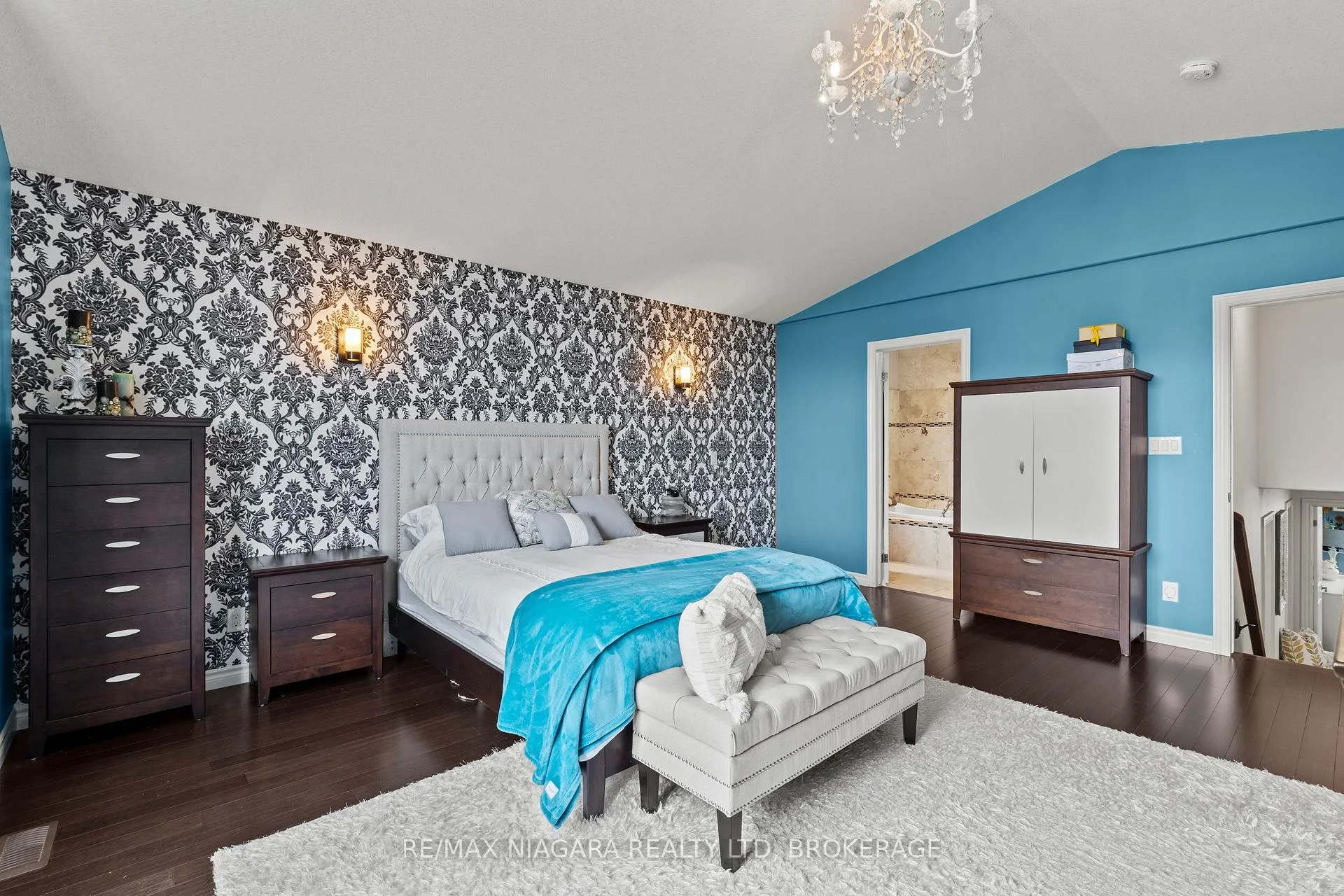 Photo 15 of 9147 Hendershot Boulevard, Niagara Falls, Forestview — HOMEH