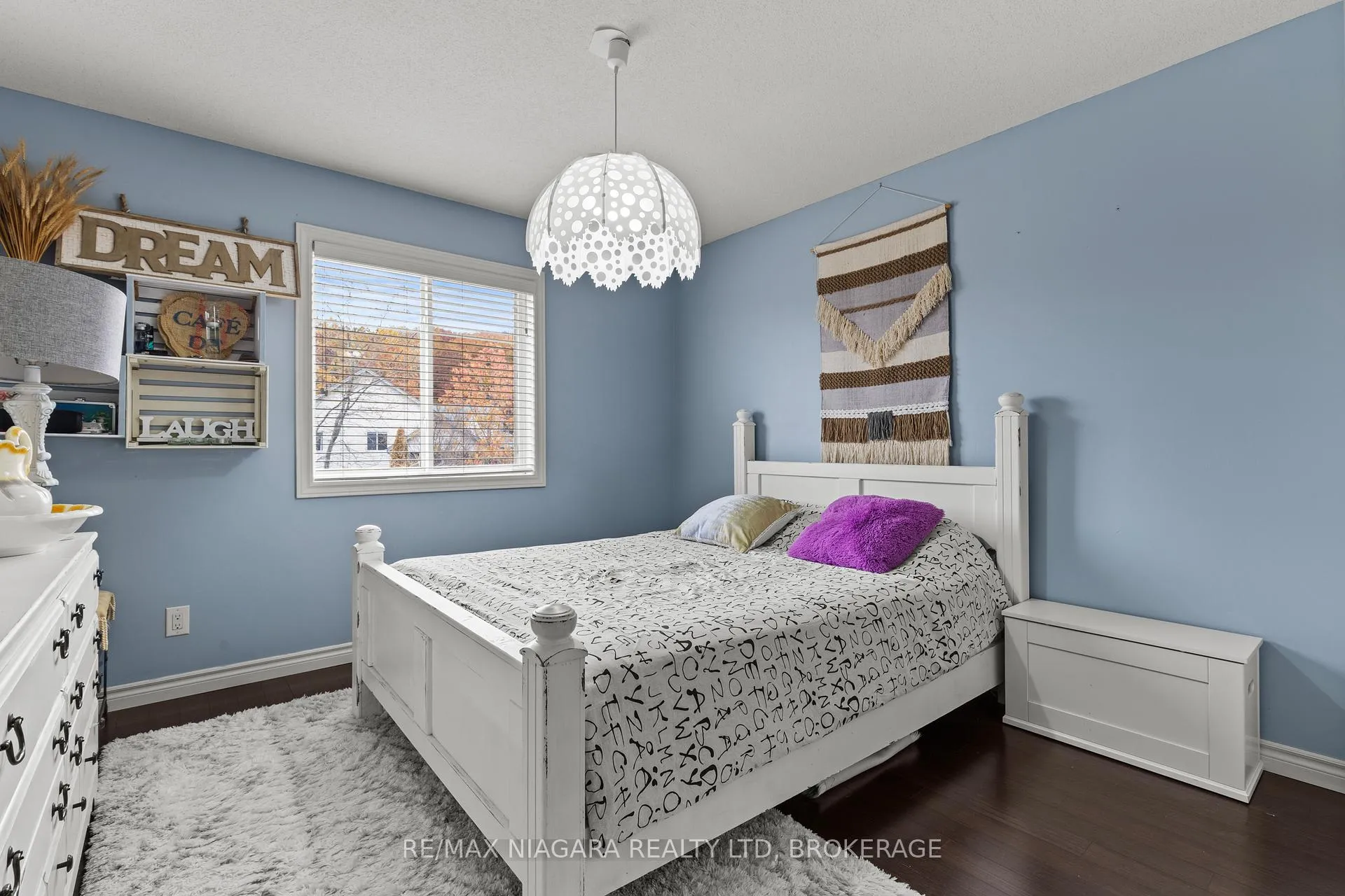 Photo 18 of 9147 Hendershot Boulevard, Niagara Falls, Forestview — HOMEH