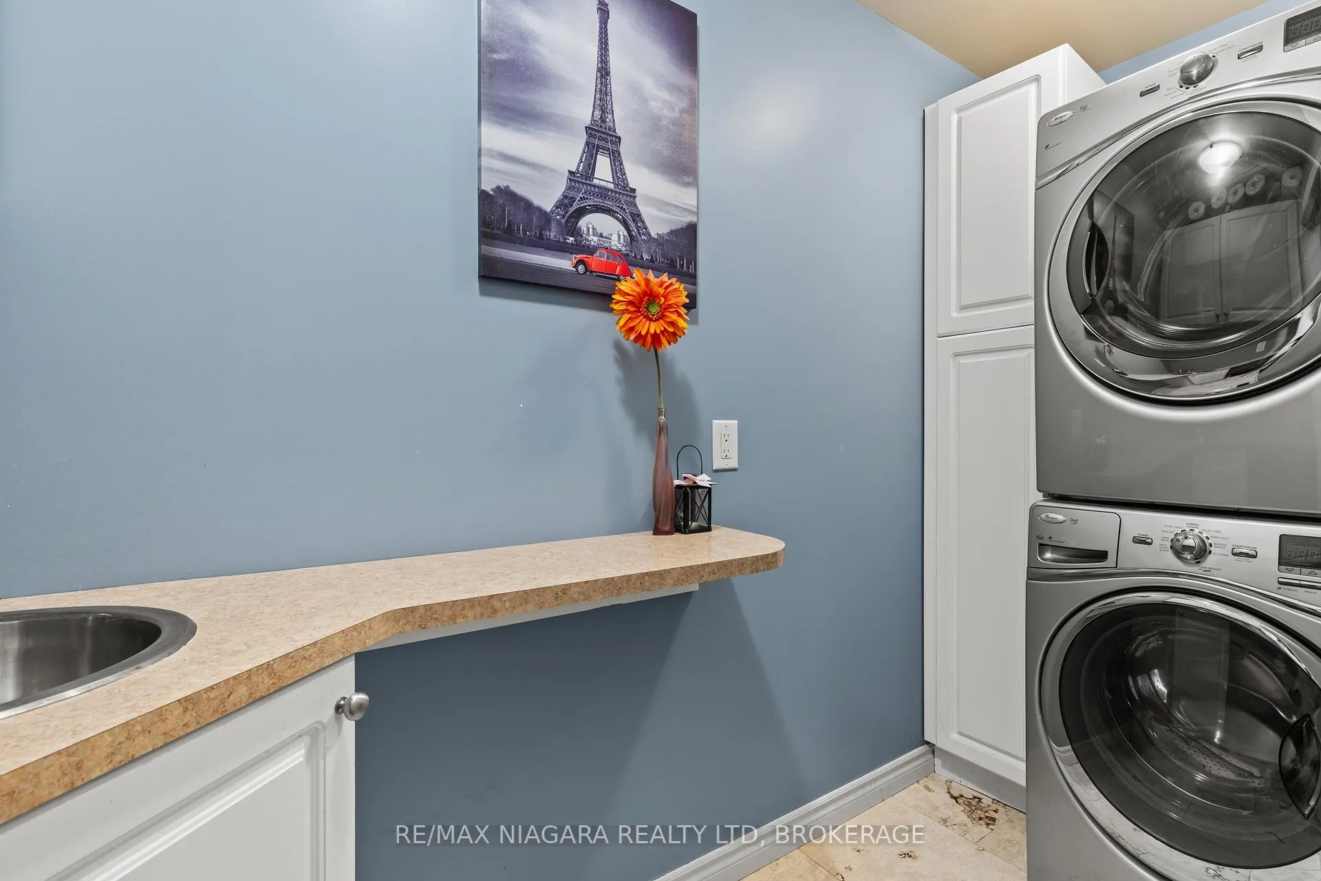 Photo 21 of 9147 Hendershot Boulevard, Niagara Falls, Forestview — HOMEH