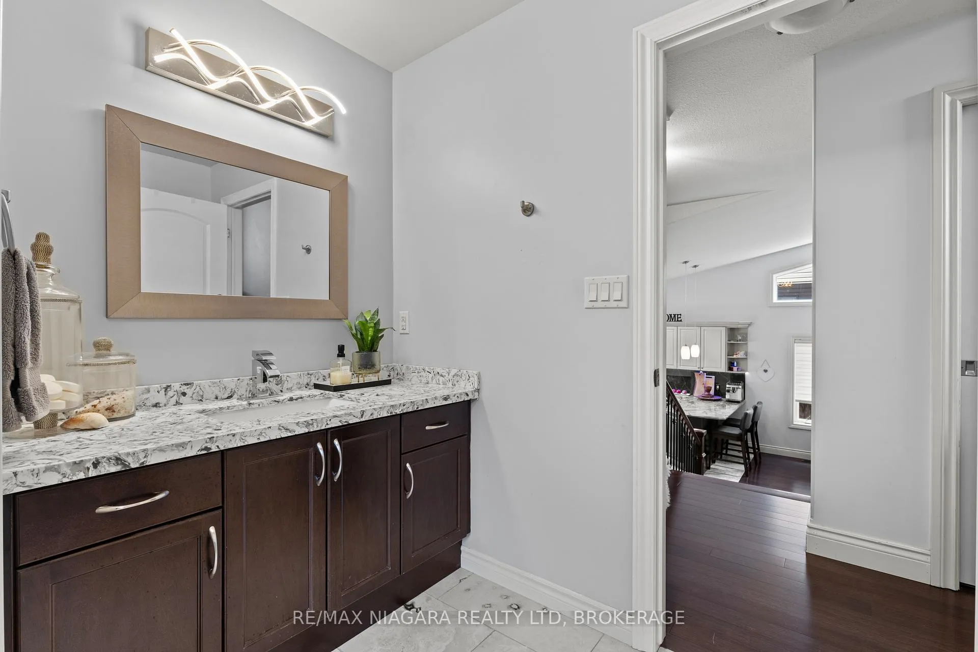 Photo 23 of 9147 Hendershot Boulevard, Niagara Falls, Forestview — HOMEH