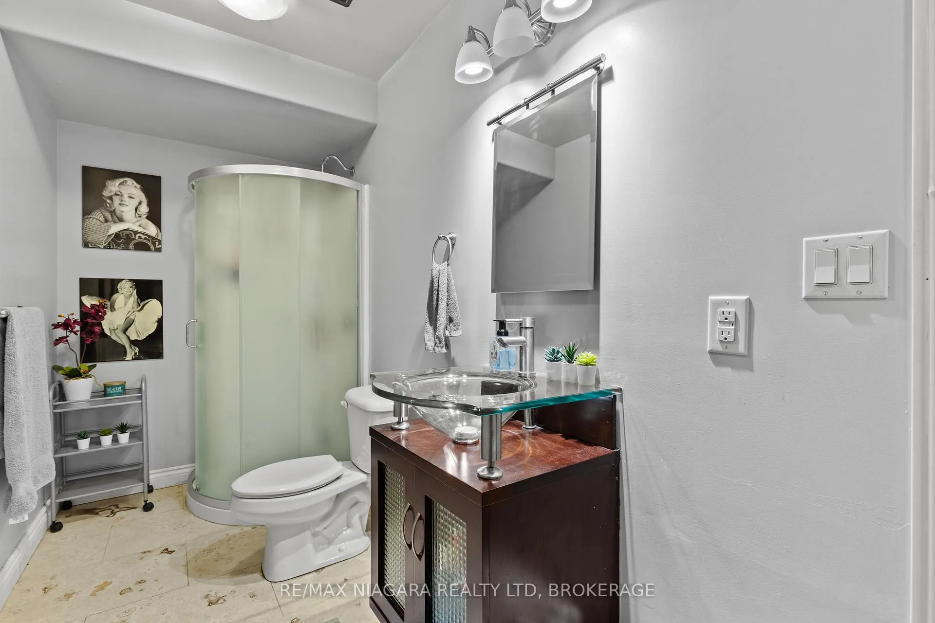 Photo 27 of 9147 Hendershot Boulevard, Niagara Falls, Forestview — HOMEH