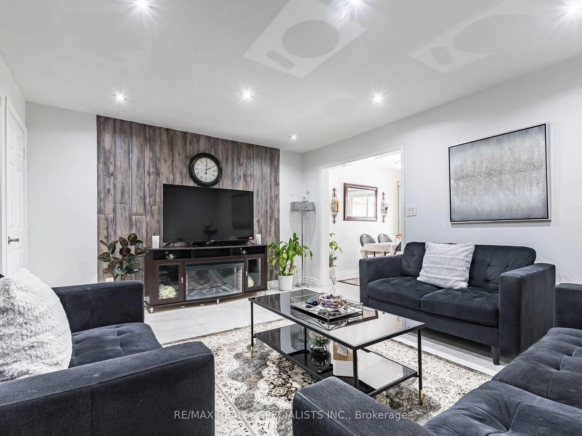 Photo 9 of 73 Zia Dodda Crescent, Brampton, Bram East — HOMEH